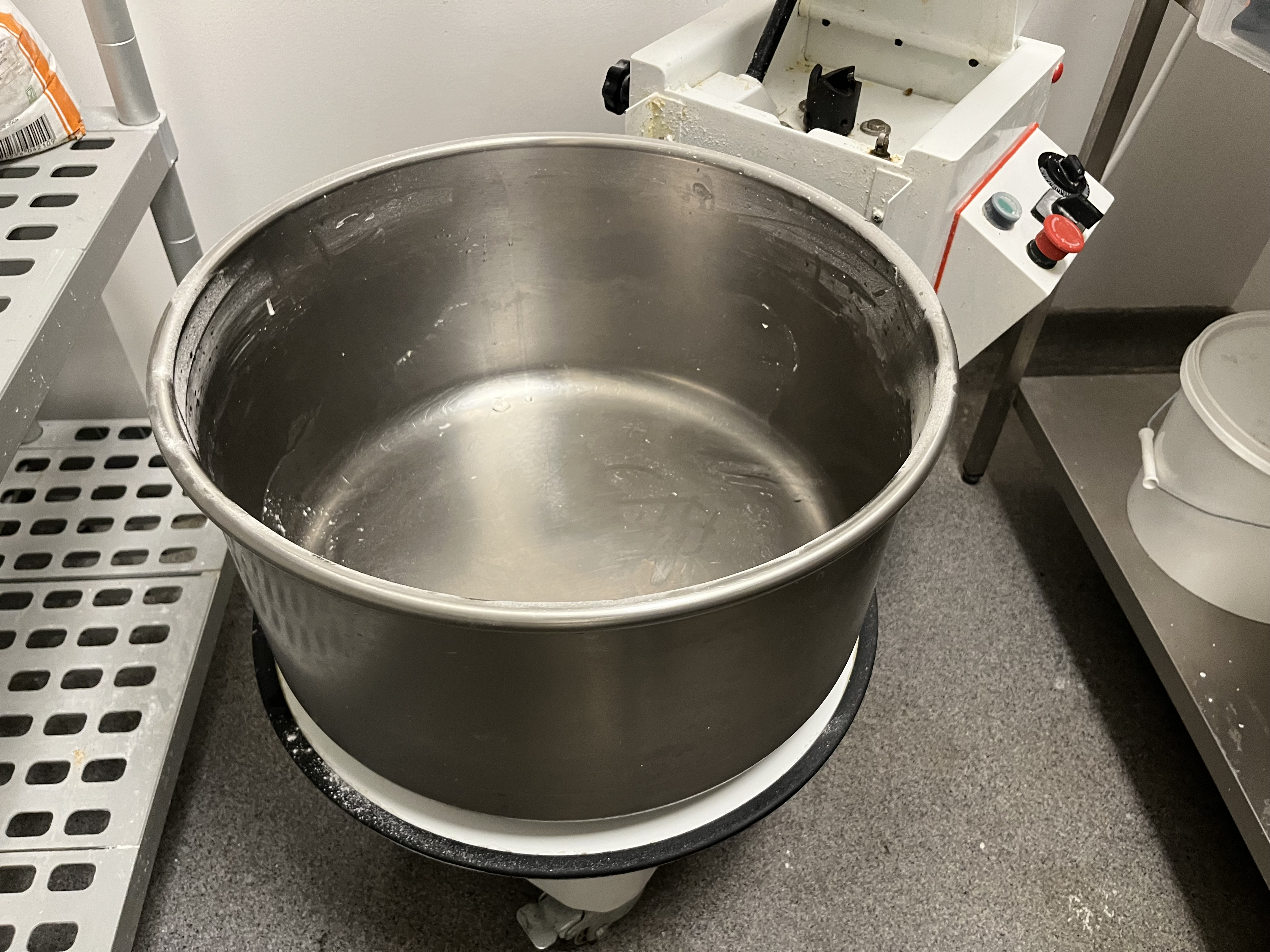 Dough mixer, PizzaGroup IR 53-2V - PS Auction - We value the