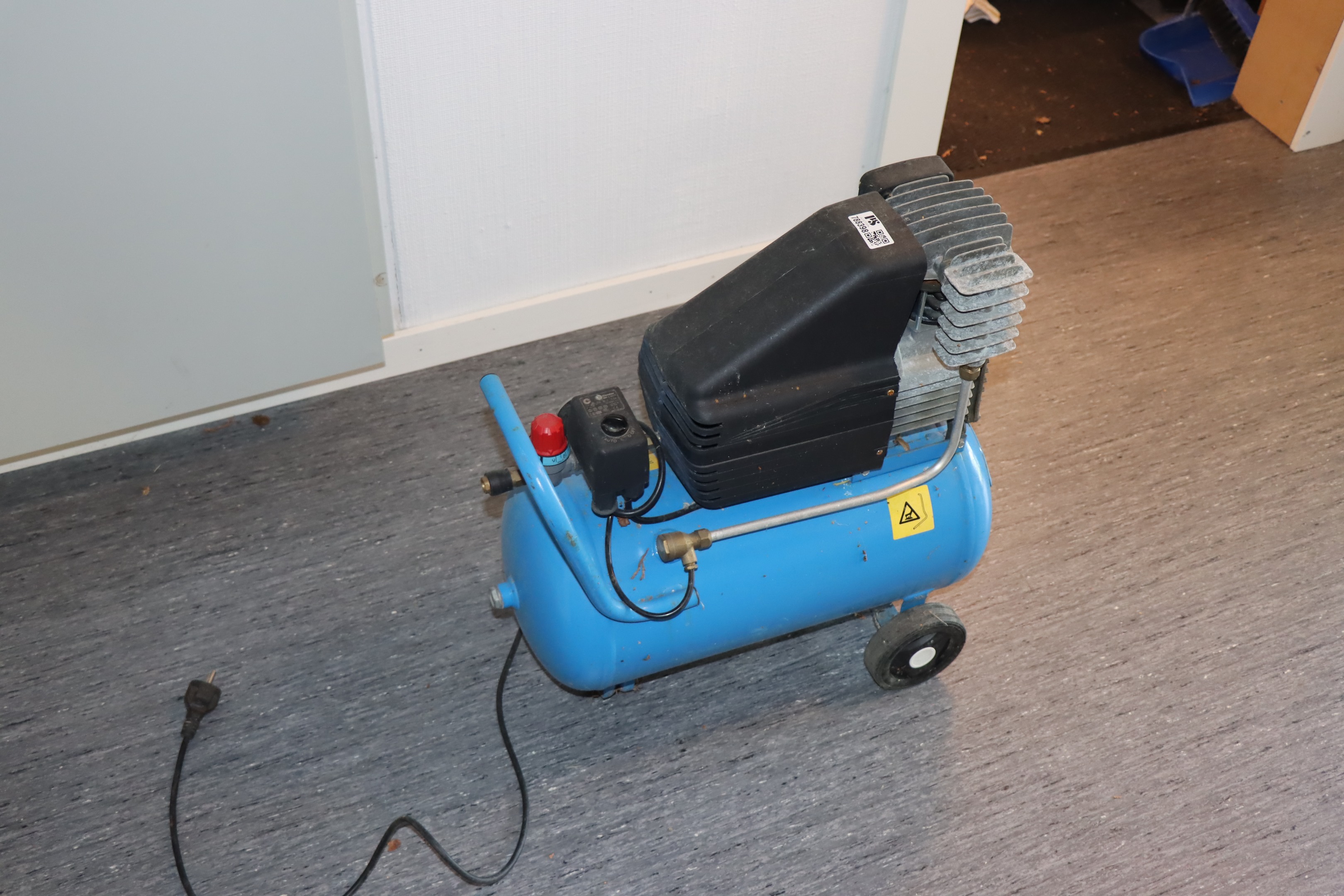 Compressor Car theme - PS Auction - We value the future - Largest in ...