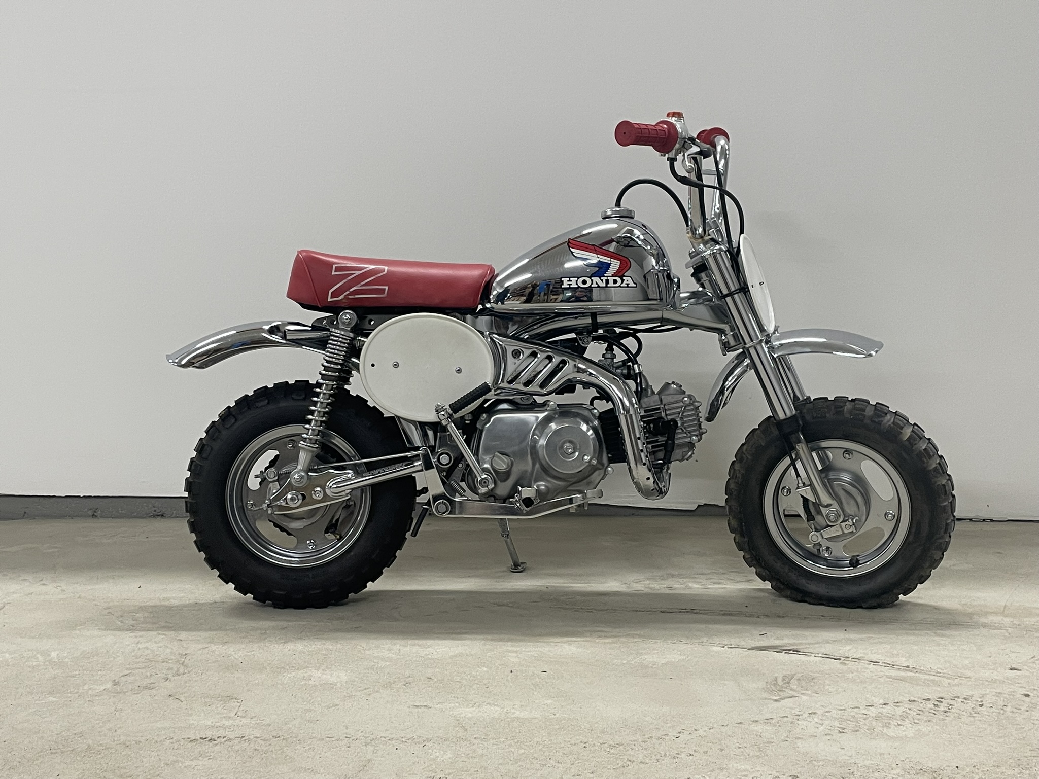 nodel design × hibi koro 506 silver Honda Z50 Christmas Special 1986 – Extreme collector's item! - PS