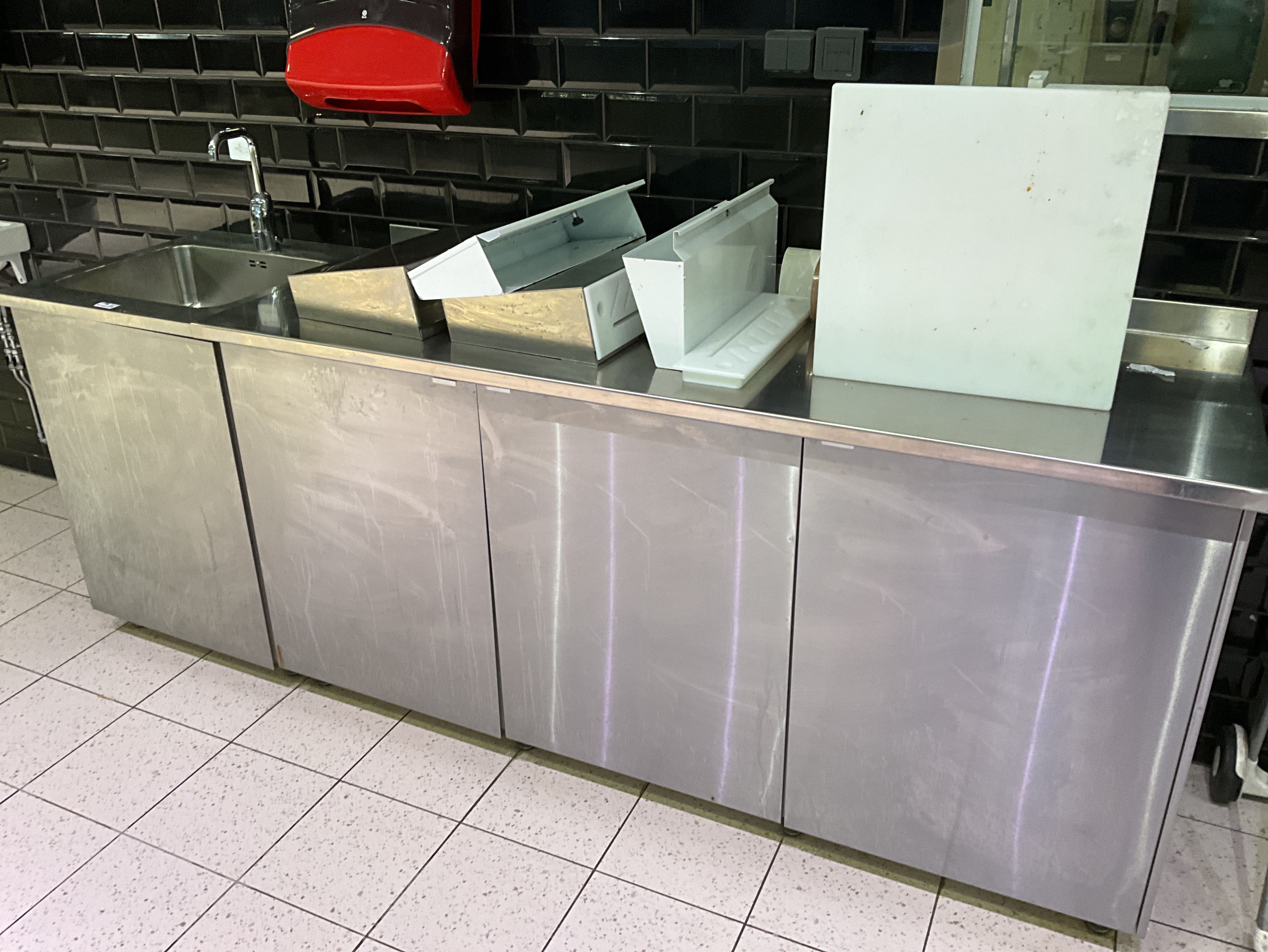 1 stainless steel bench with wooden base cabinet, hob and automatic ...