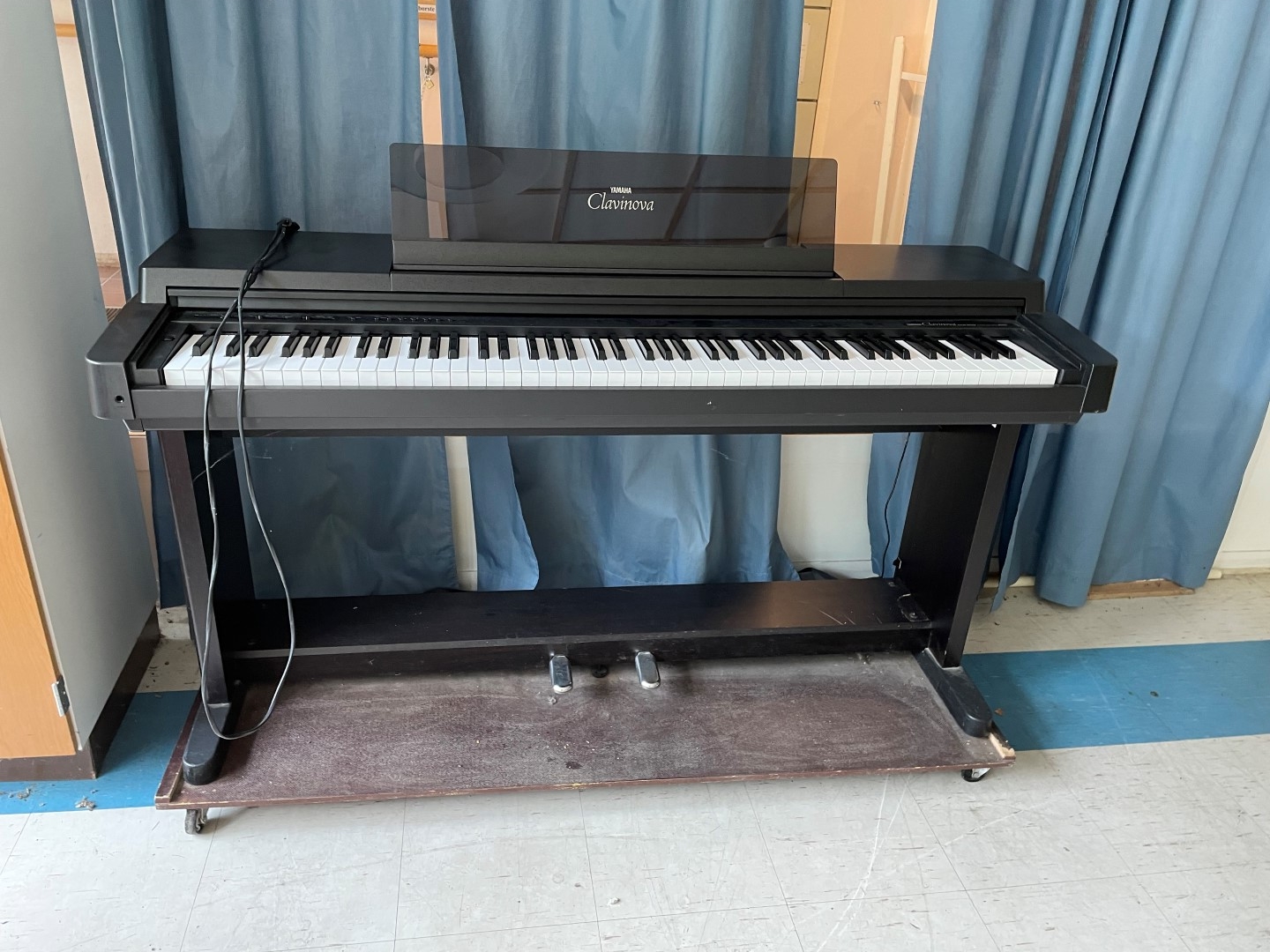 YAMAHAクラビノーバ　CLP-550 Yamaha Clavinova CLP-550 1989 Black | Reverb