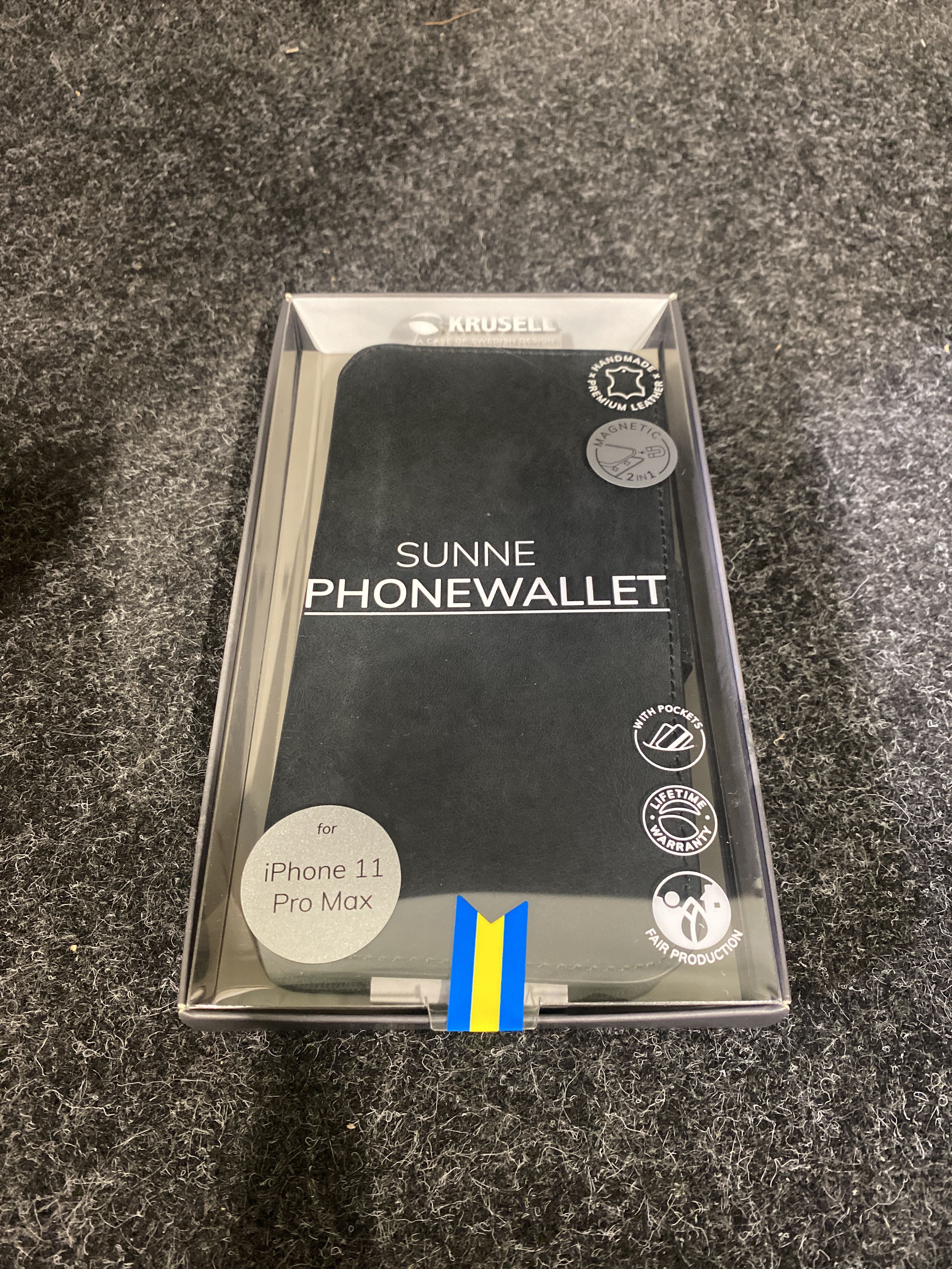 80 wallet cases for iPhone 11 Pro Max Black - PS Auction - We value the  future - Largest in net auctions