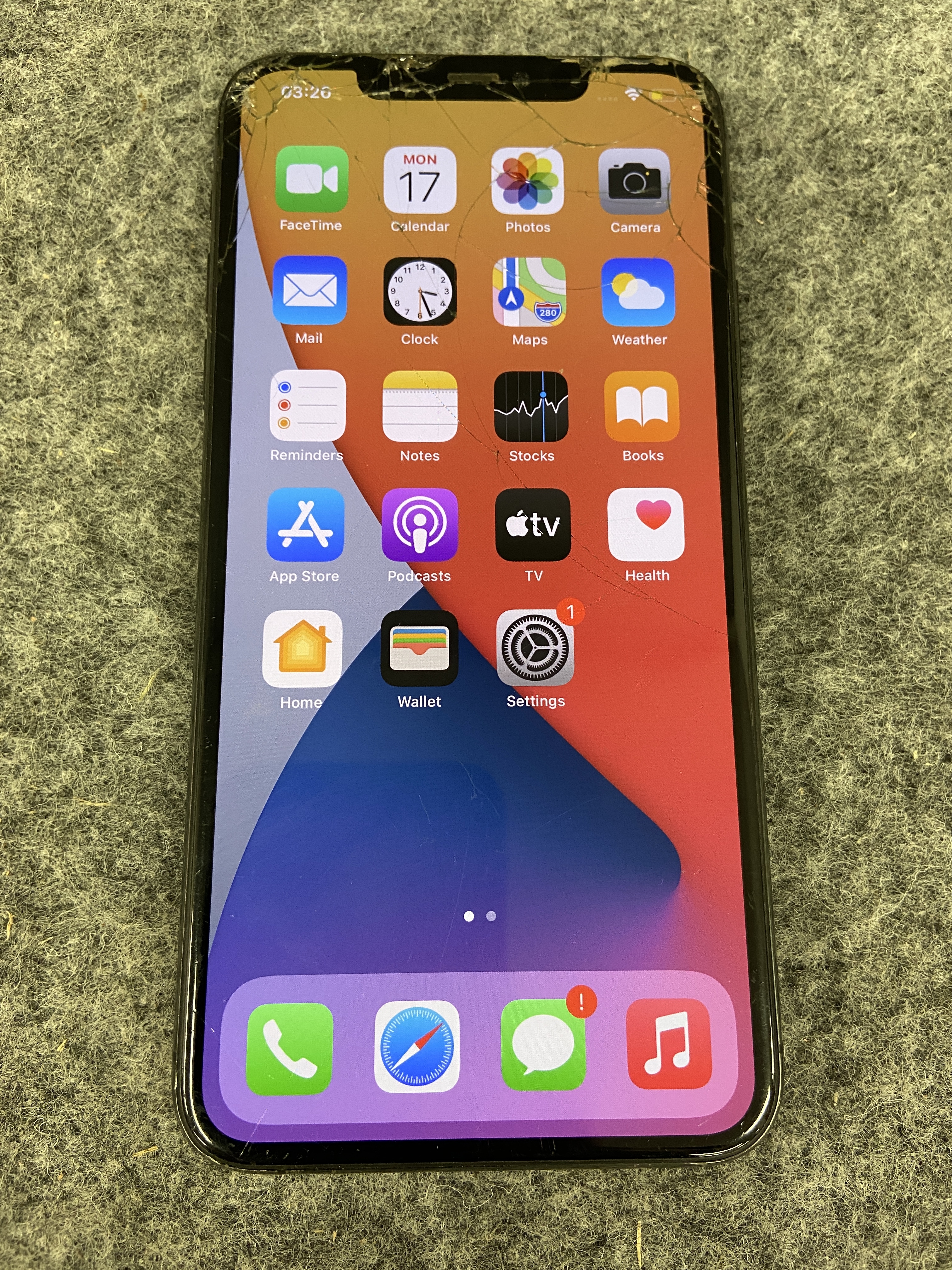 iPhone 11 Pro Max 64GB Black - PS Auction - We value the future 