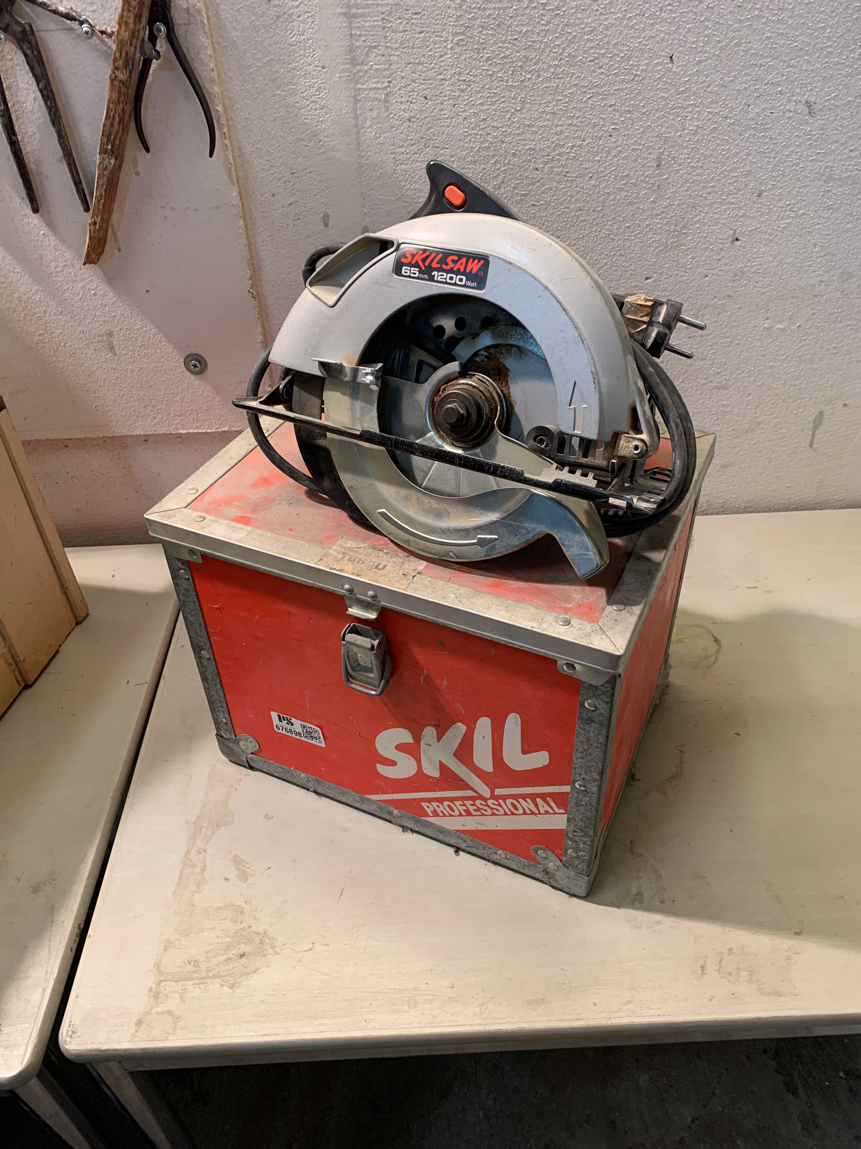 Circular saw Skilsaw 1865U1 without 