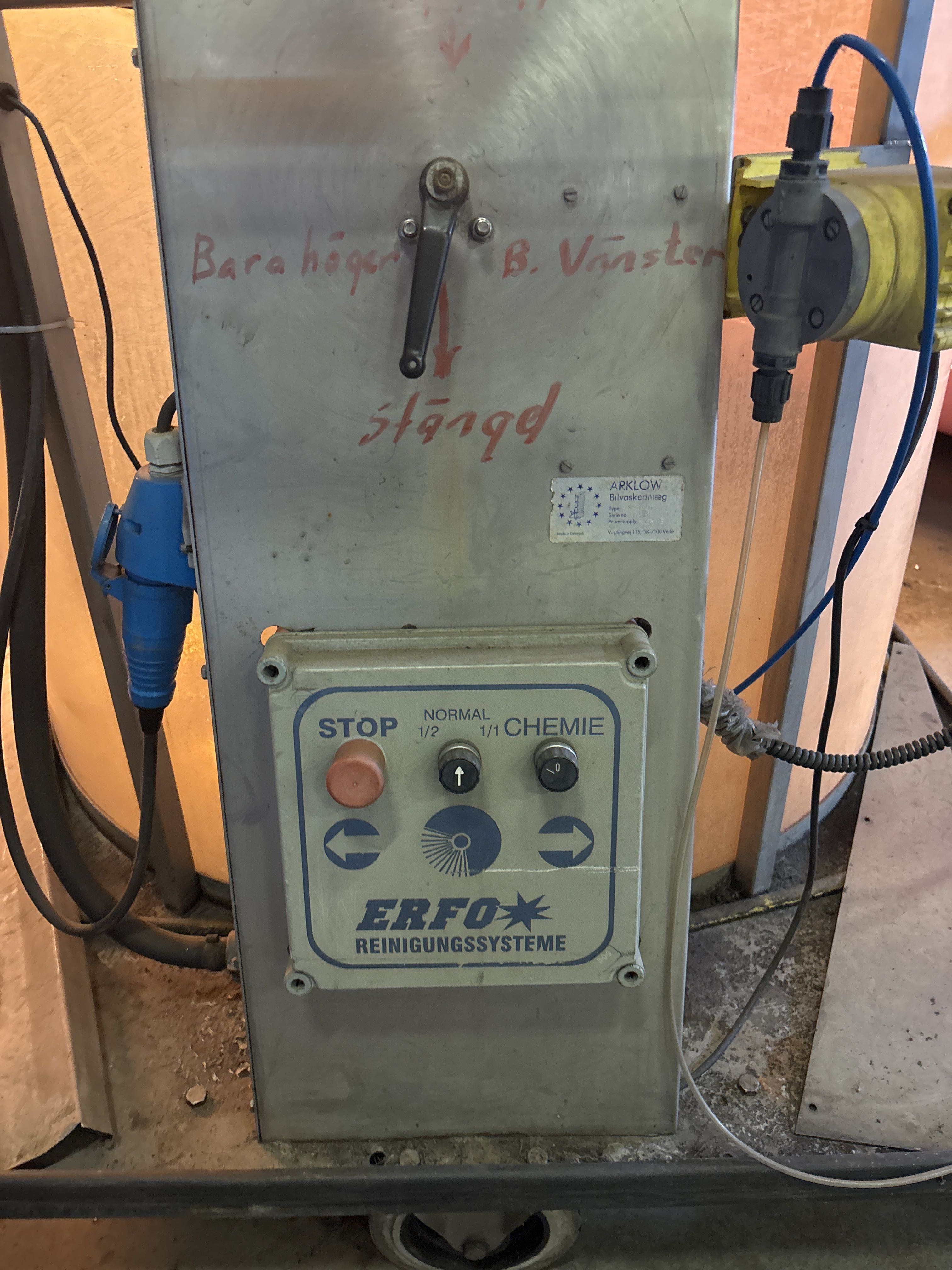 Bus washing system with control system - ERFO Reinigungssysteme - PS ...