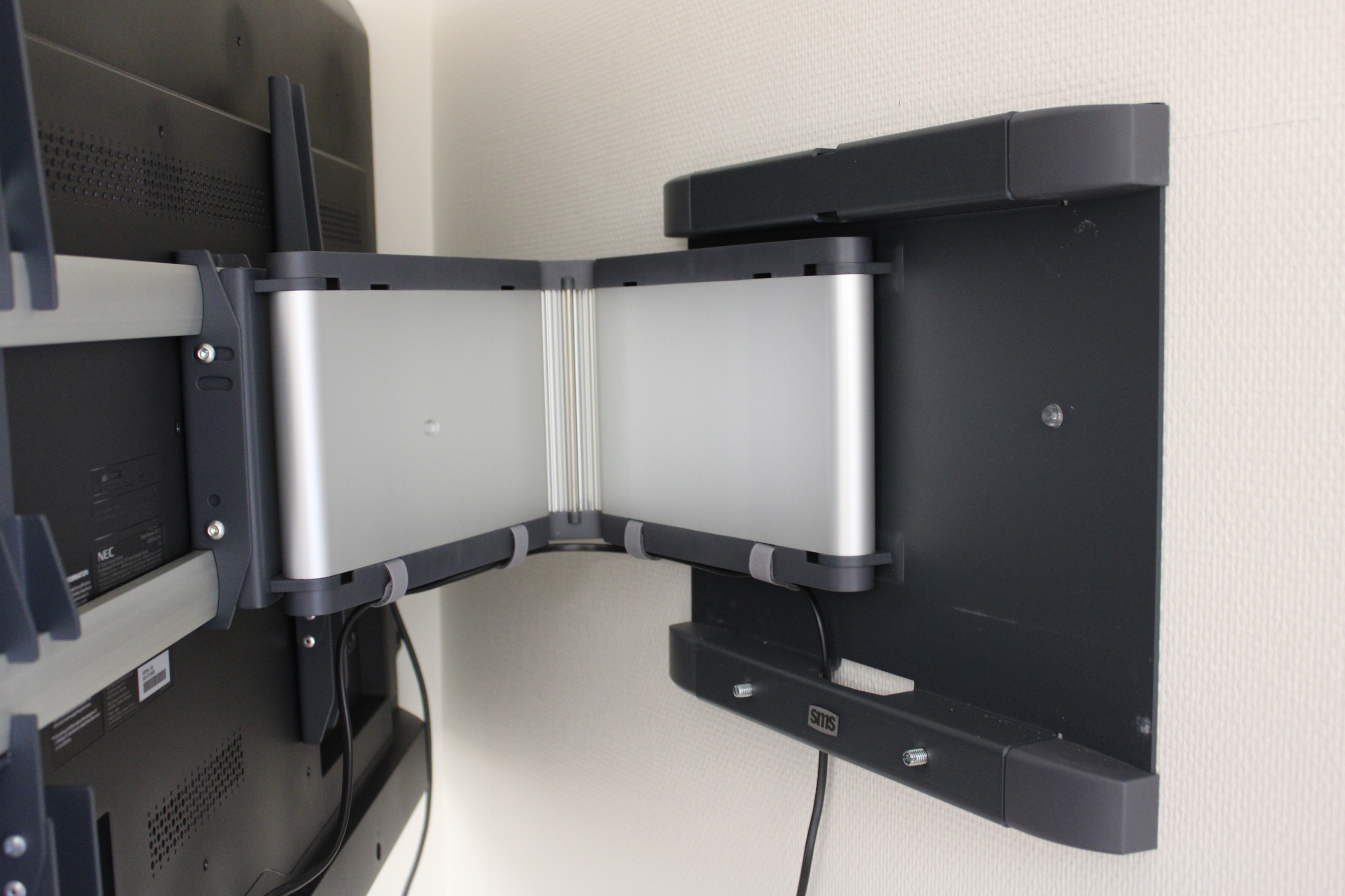 Monitor 55 \
