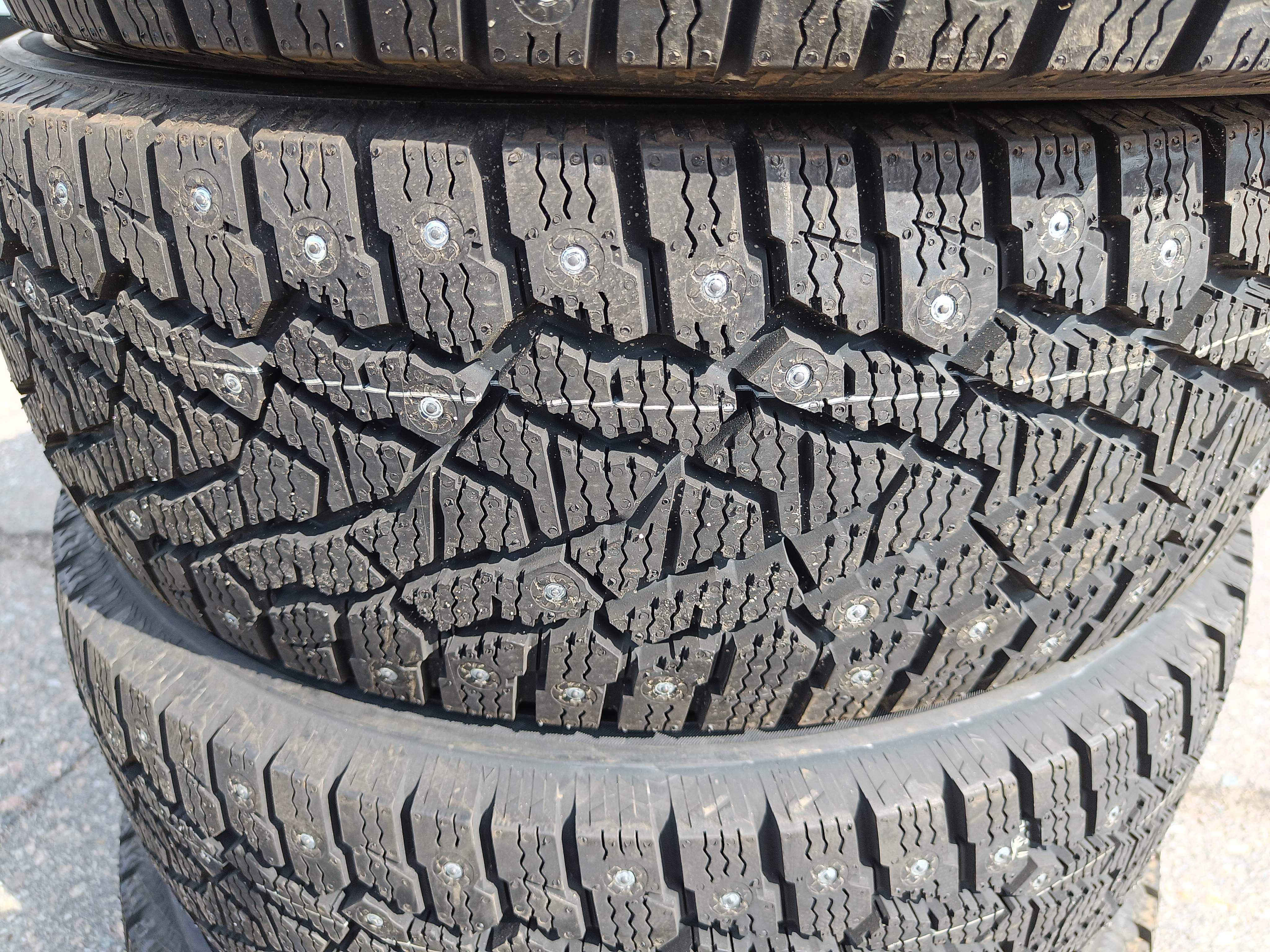 Winter tires Kumho Winter PorTran CW11 225/70R15C - New - PS