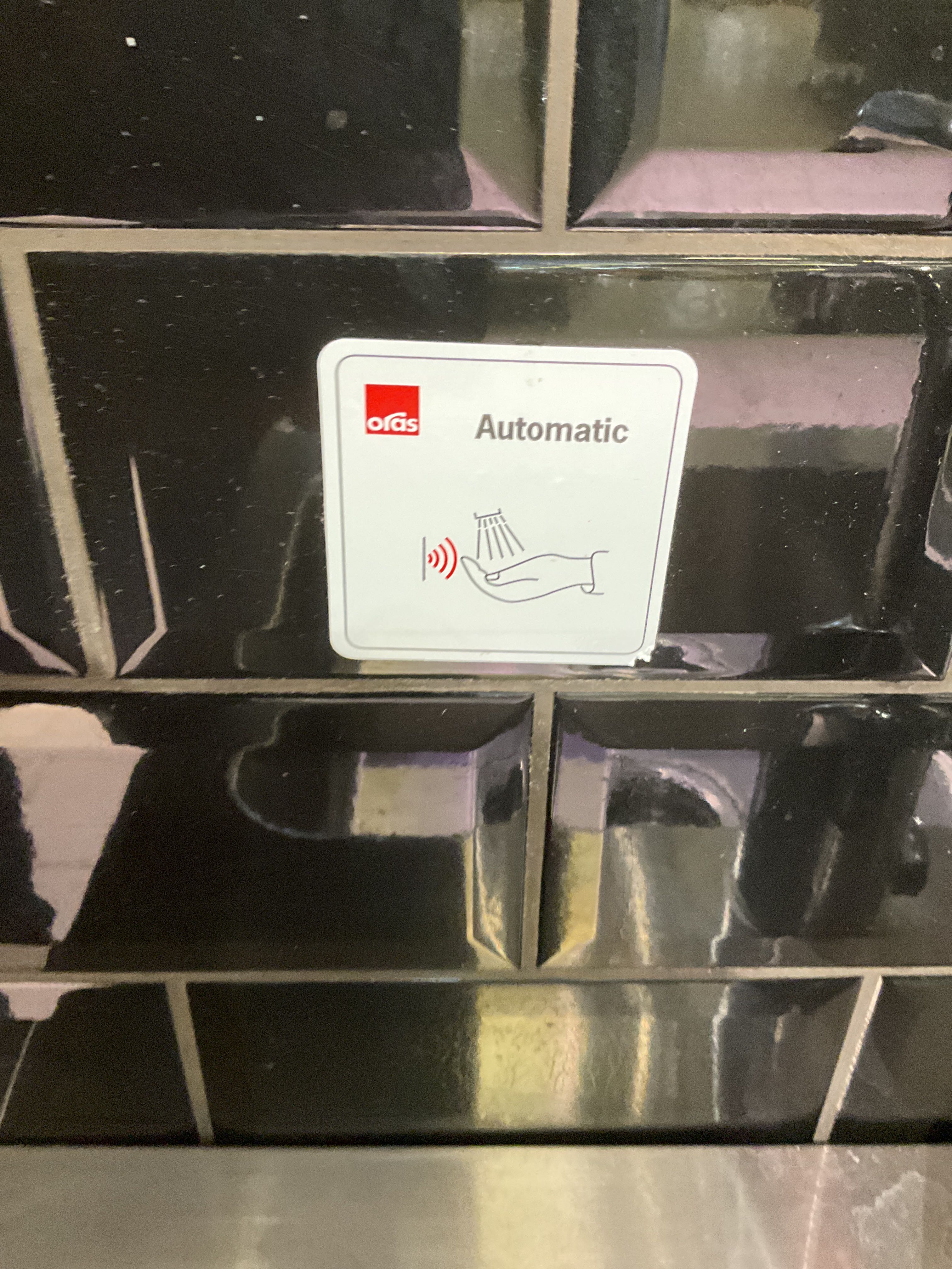 1 stainless steel bench with wooden base cabinet, hob and automatic ...