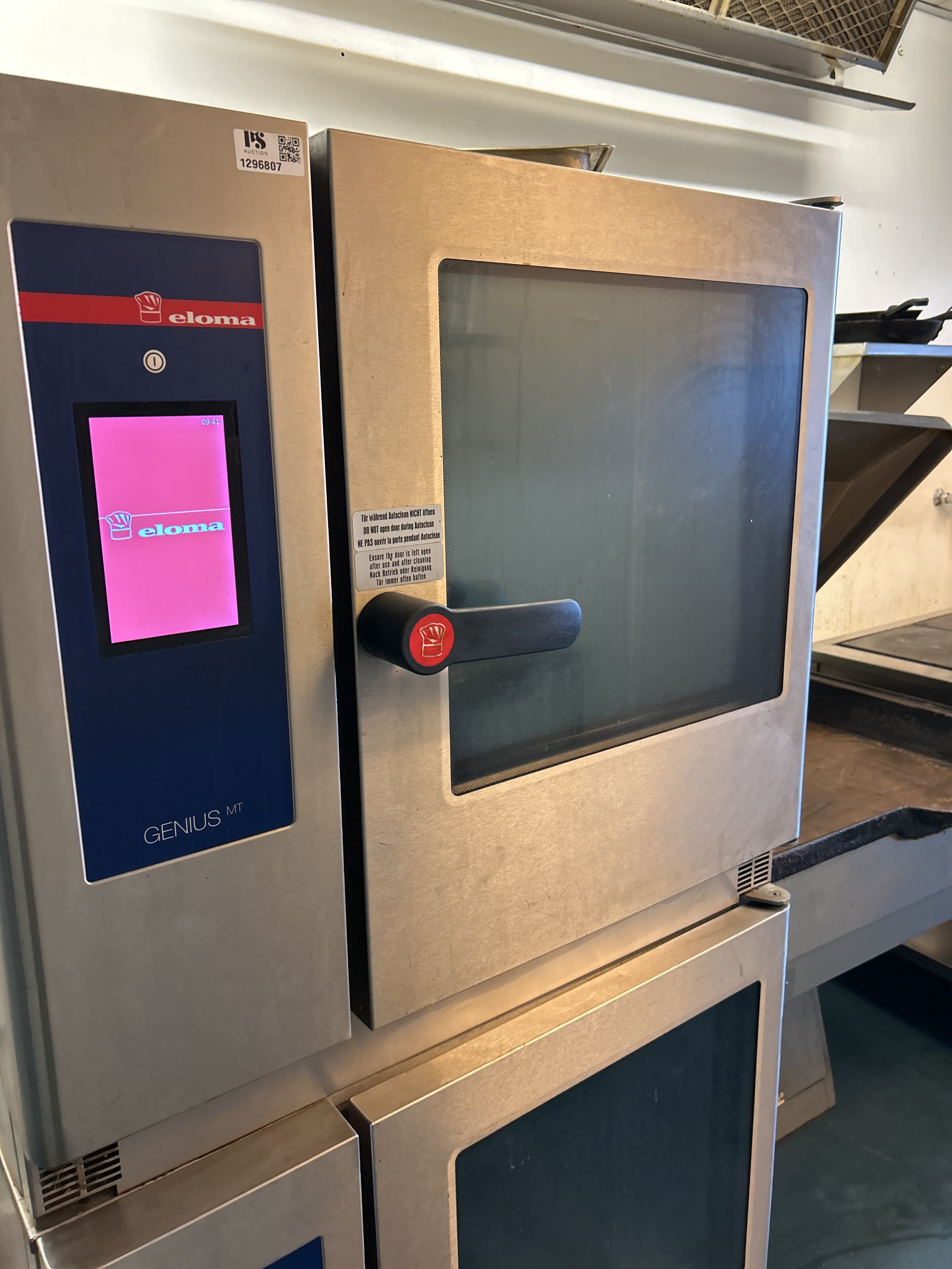 Professional combi oven - PS Auction - We value the future - Largest in ...