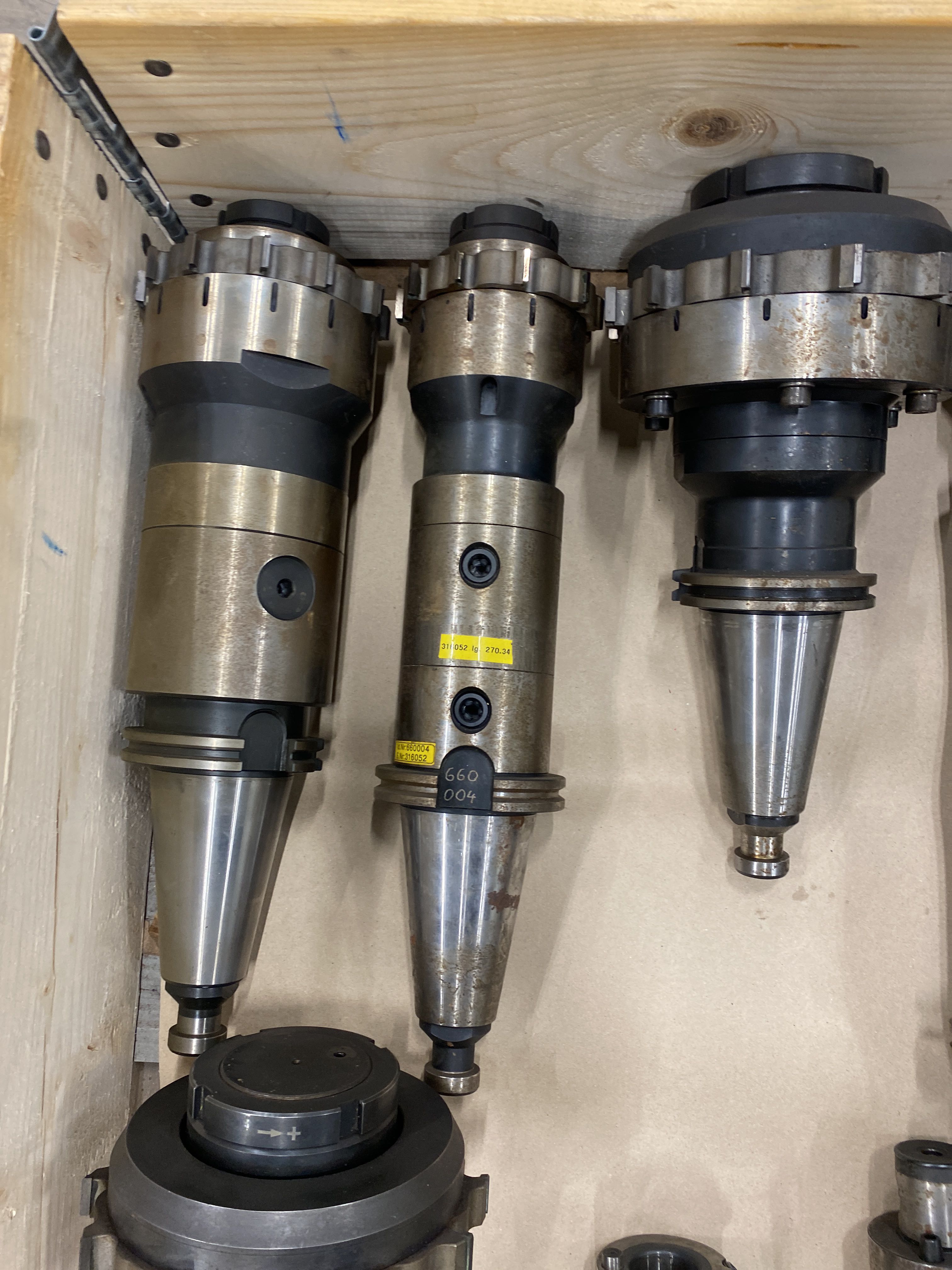Assortment CNC tools, tool holder ISO50 (changer) - PS Auction - We ...