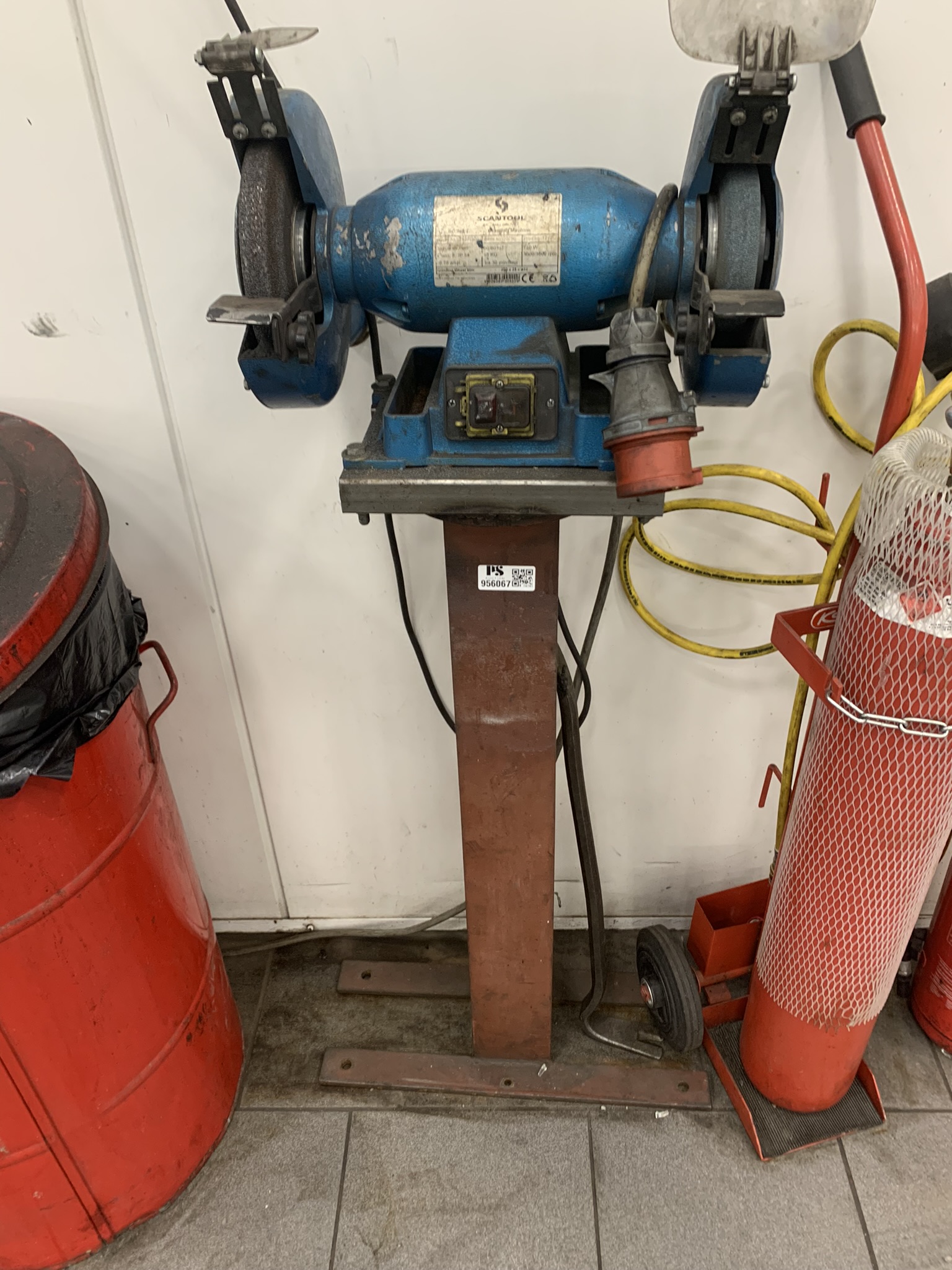 Bench grinder Scantool - PS Auction - We value the future
