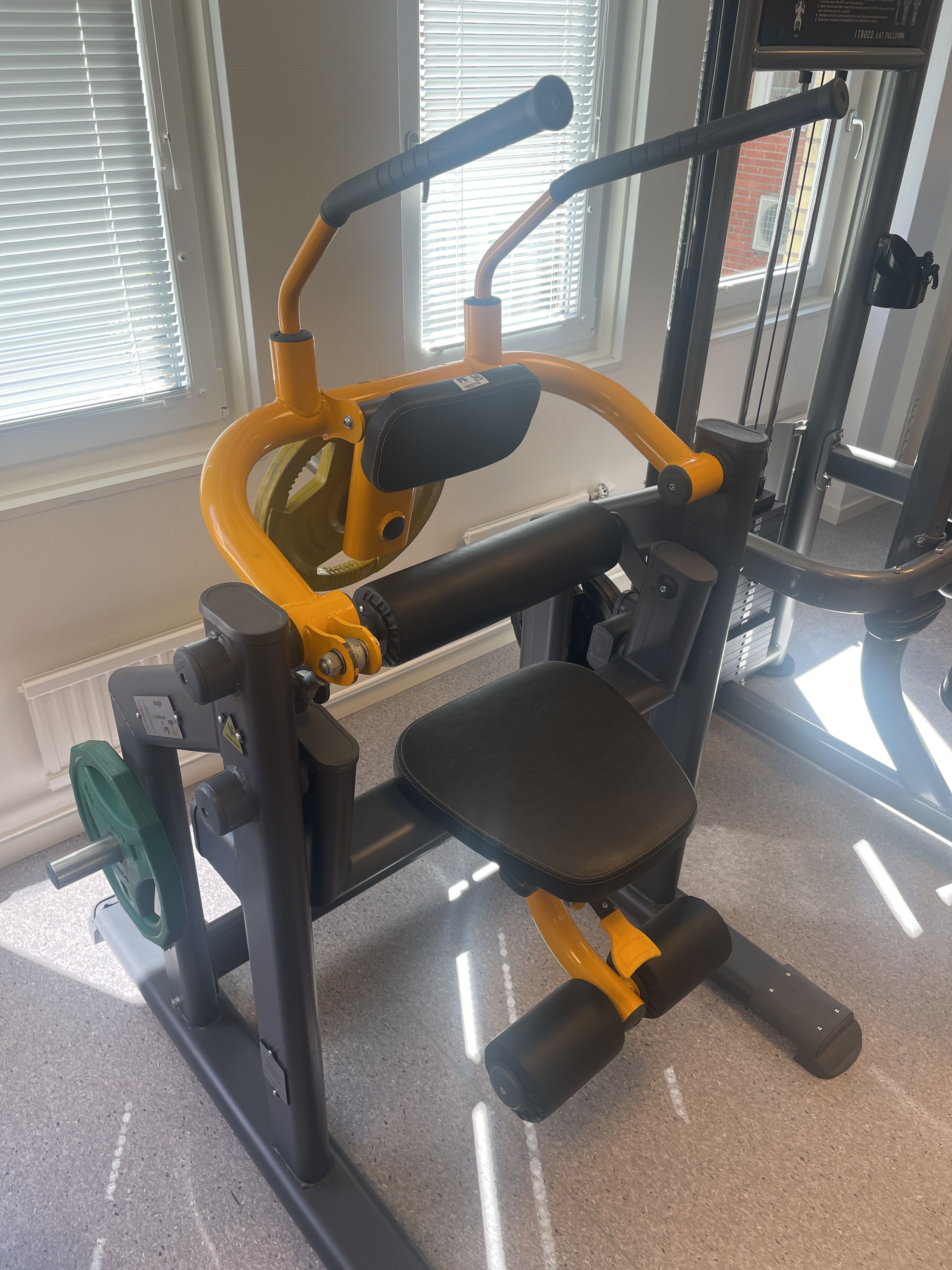 Gym Equipment Stomach PS Auction We value the future Largest in