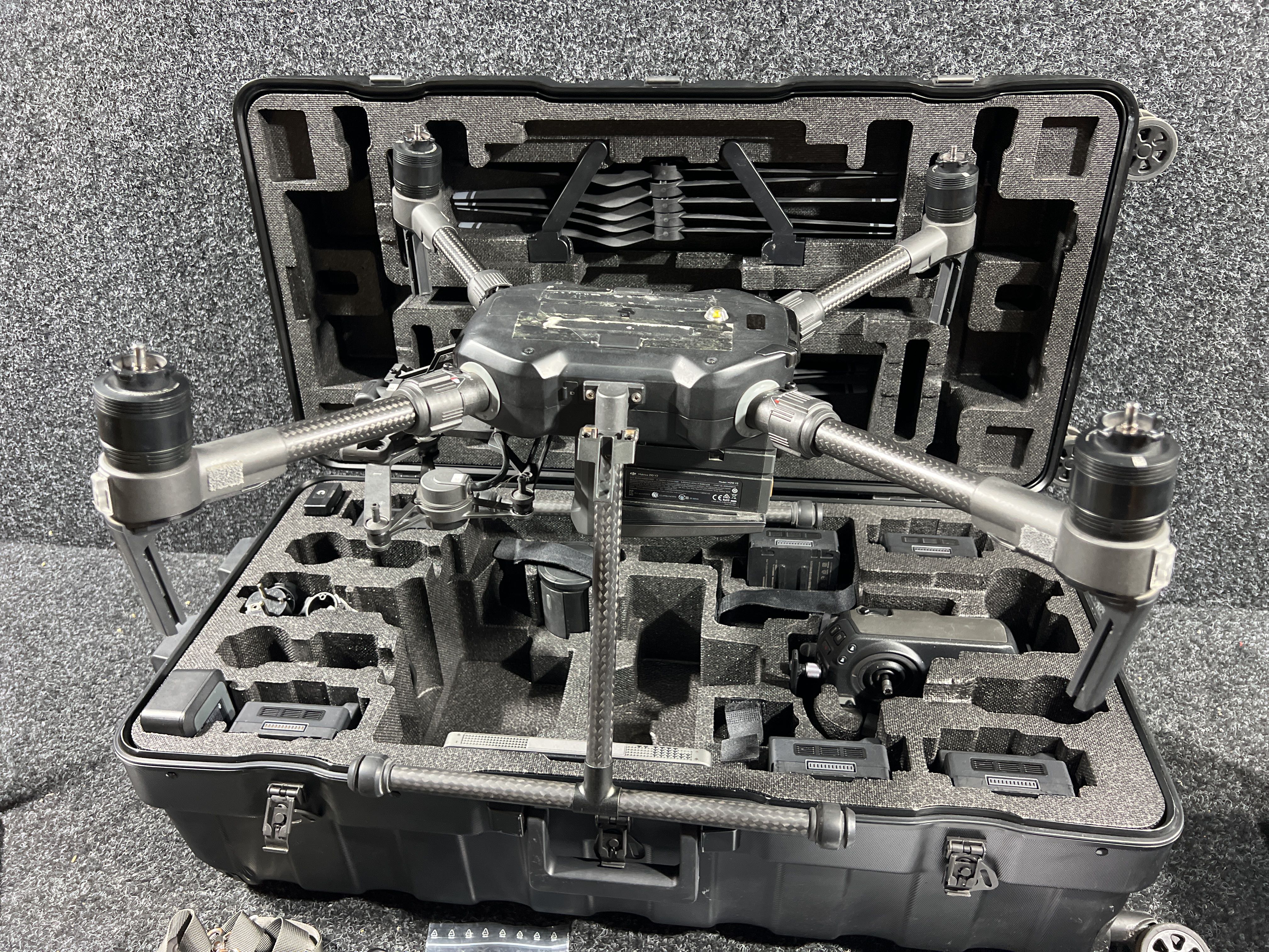 DJI - ■極上品■ DJI Matrice 210 V2 Matrice 210 V2 DJI Matrice 210 V2 - AEROMOTUS