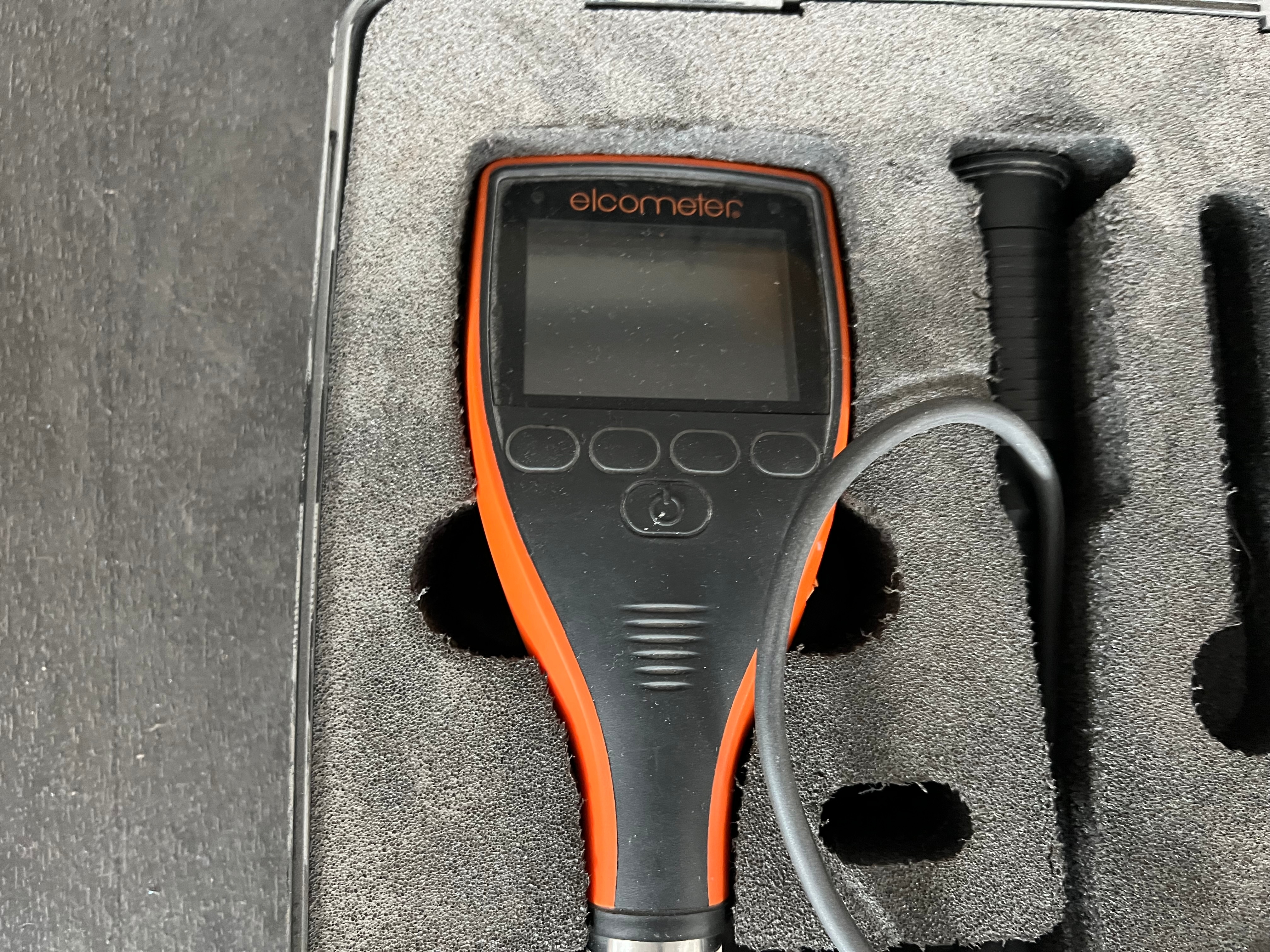 Types Elcometer Elcometer E224C-TS Digital Surface Profile Gauge - PS Auction - We ...