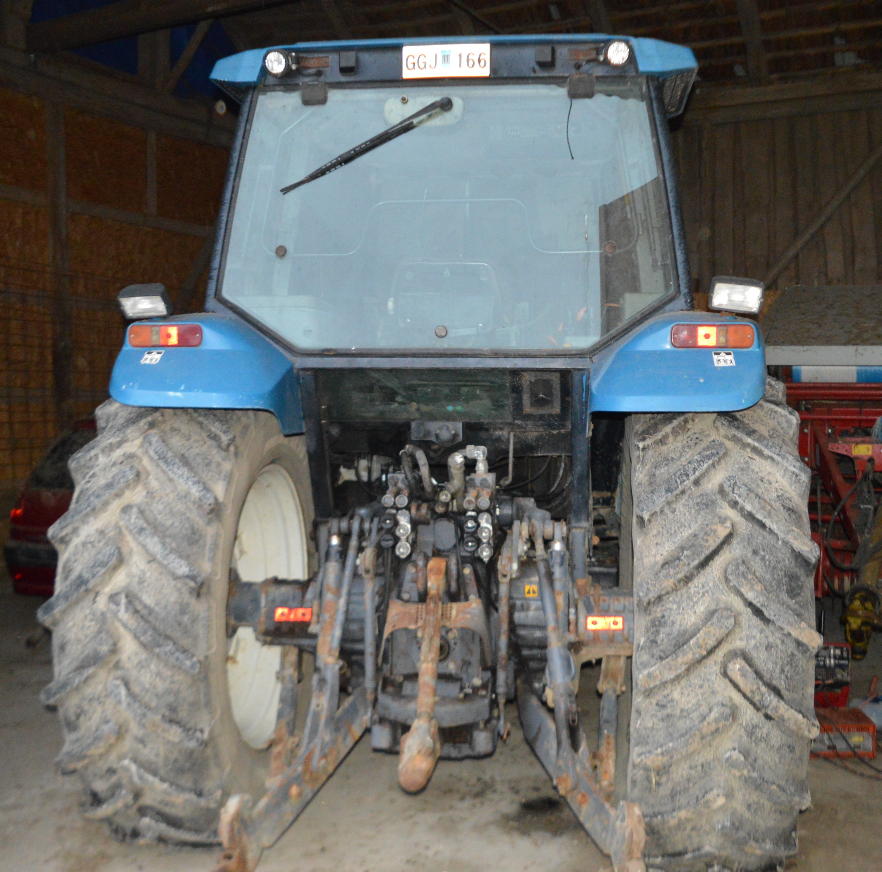 New Holland 8340 1996 - PS Auction - We value the future - Largest