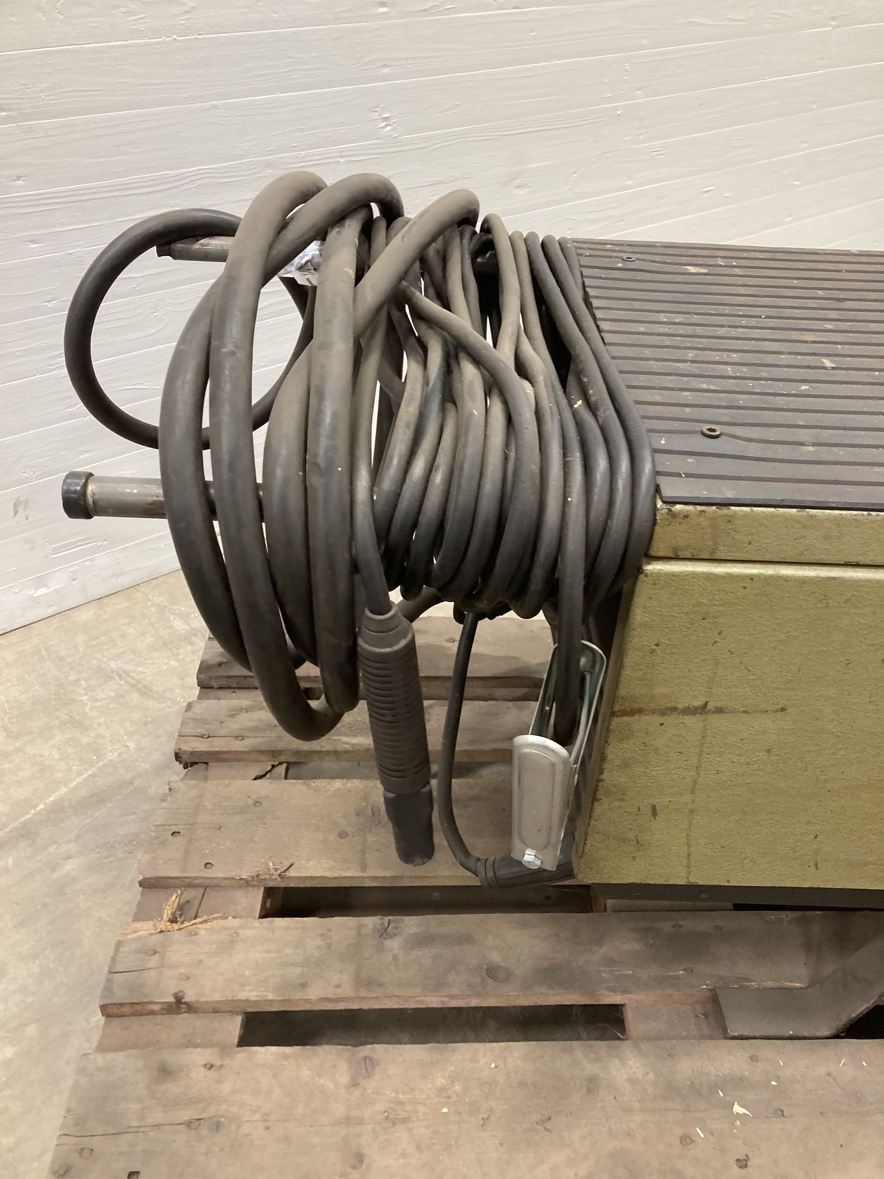 Pin welding ESAB LHD 630 PS Auction We value the future Largest in net auctions