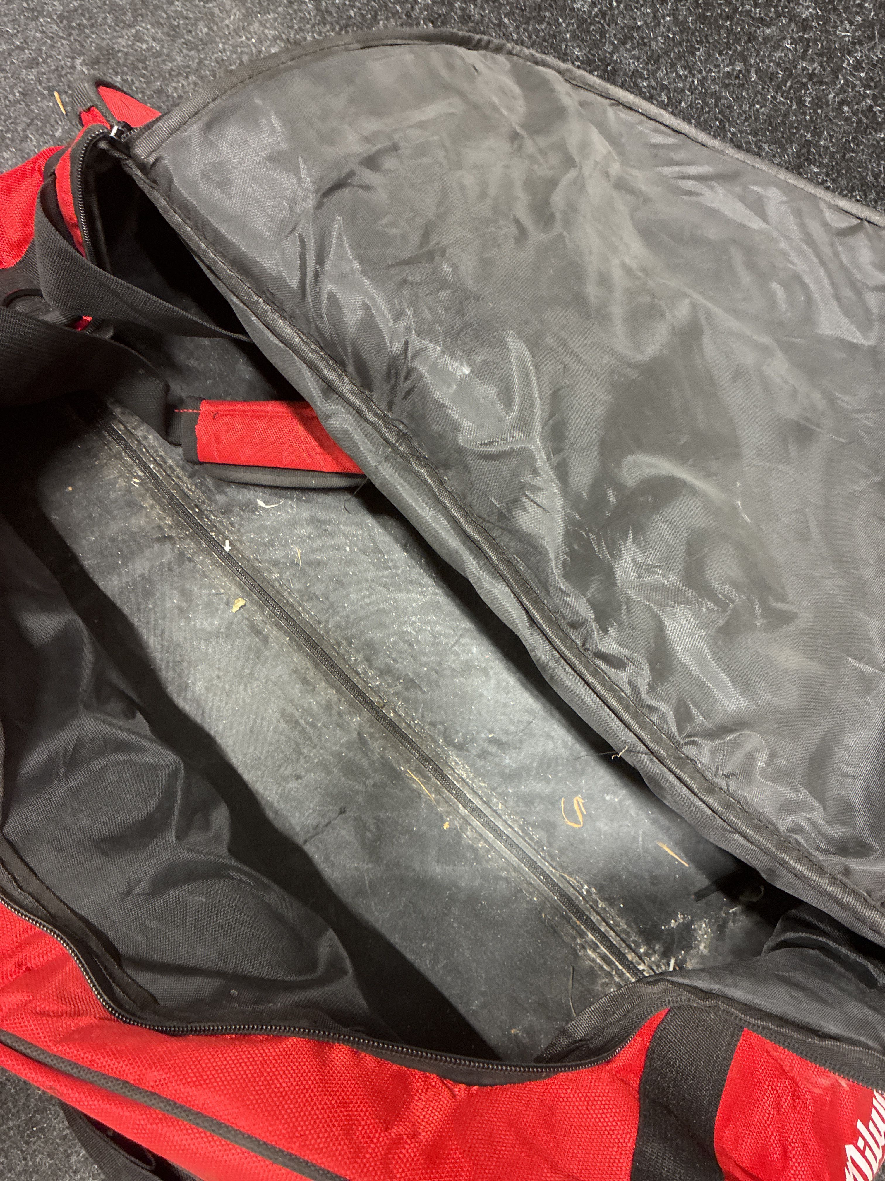 Verktygsväska Milwaukee M18 Fuel - Auktioner online - Nätauktioner ...