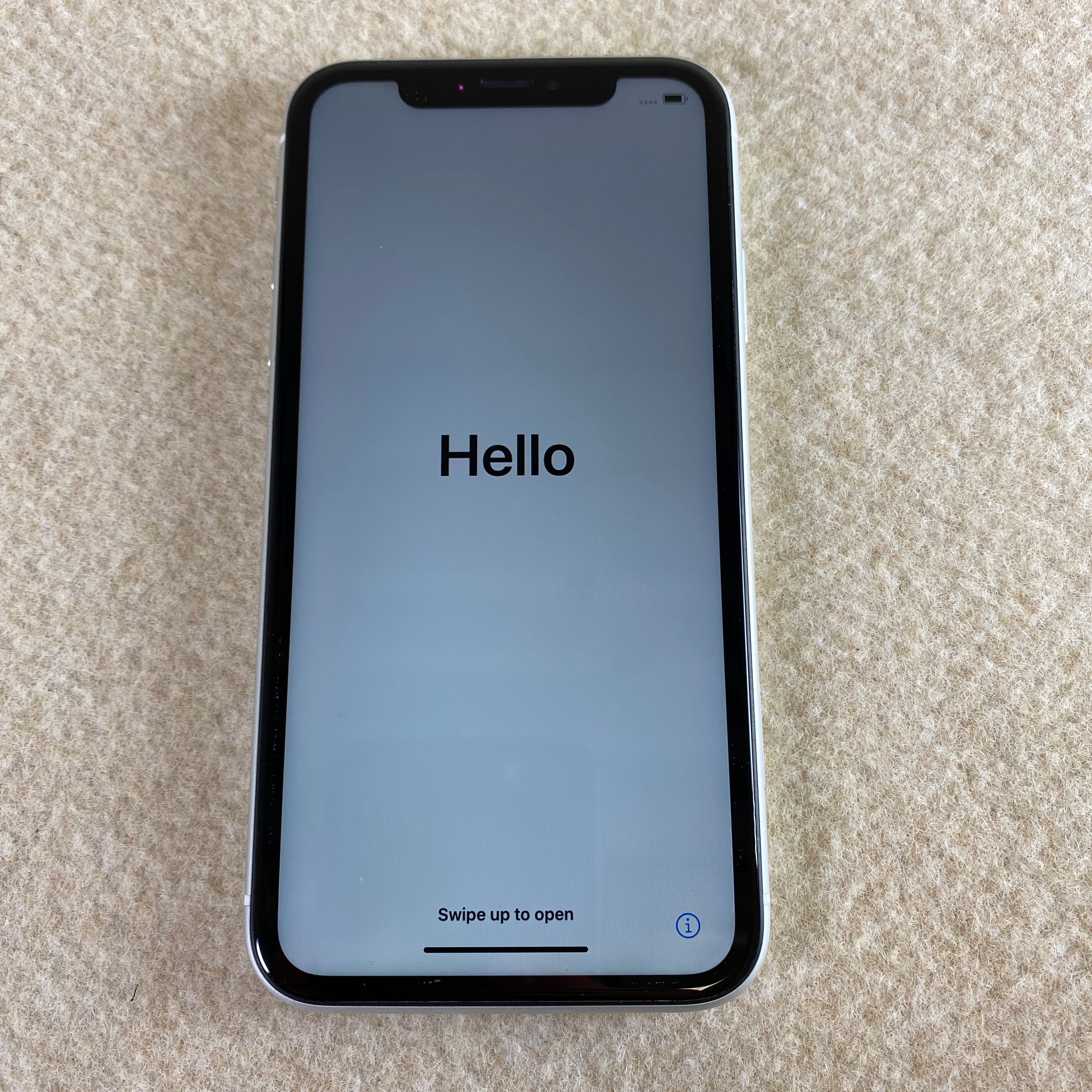 iPhone XR 64GB White - PS Auction - We value the future