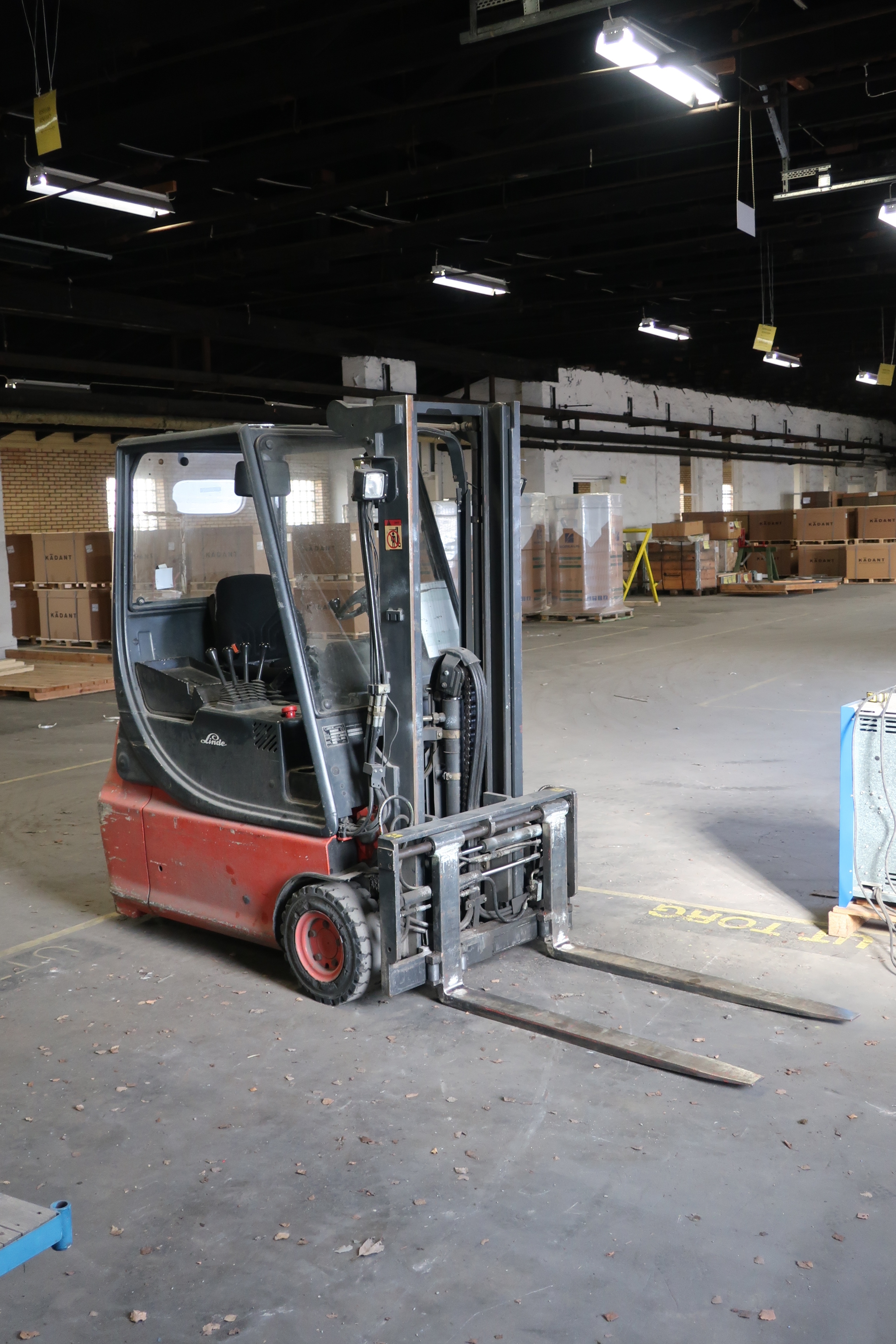 Linde E16 Electric Truck 97 Ps Auction We Value The Future Largest In Net Auctions