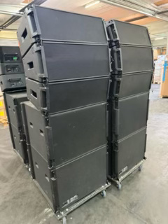 Line array-högtalare SM20 ink. case Bose 2 styck - Auktioner online ...