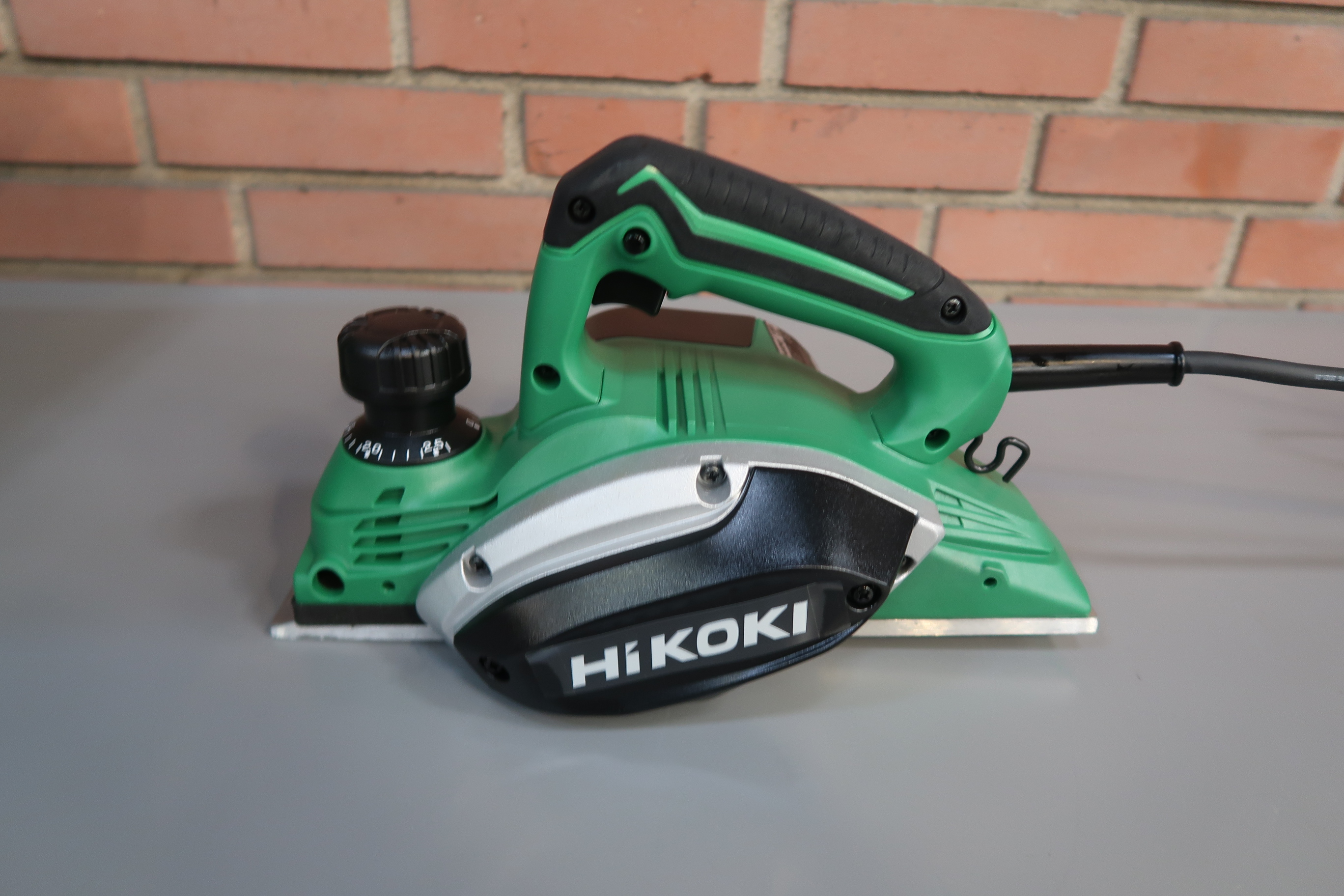 Planer HiKOKI P20SF 620 W - PS Auction - We value the future 