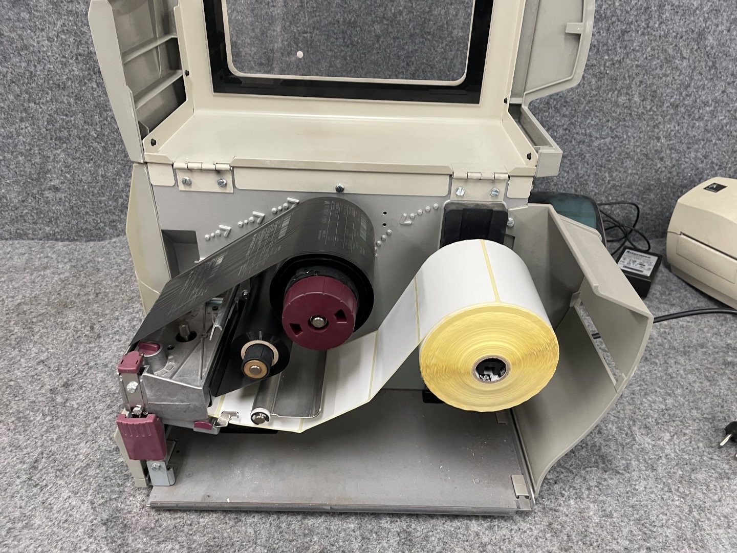 Label printers and laminator PS Auction We value the future