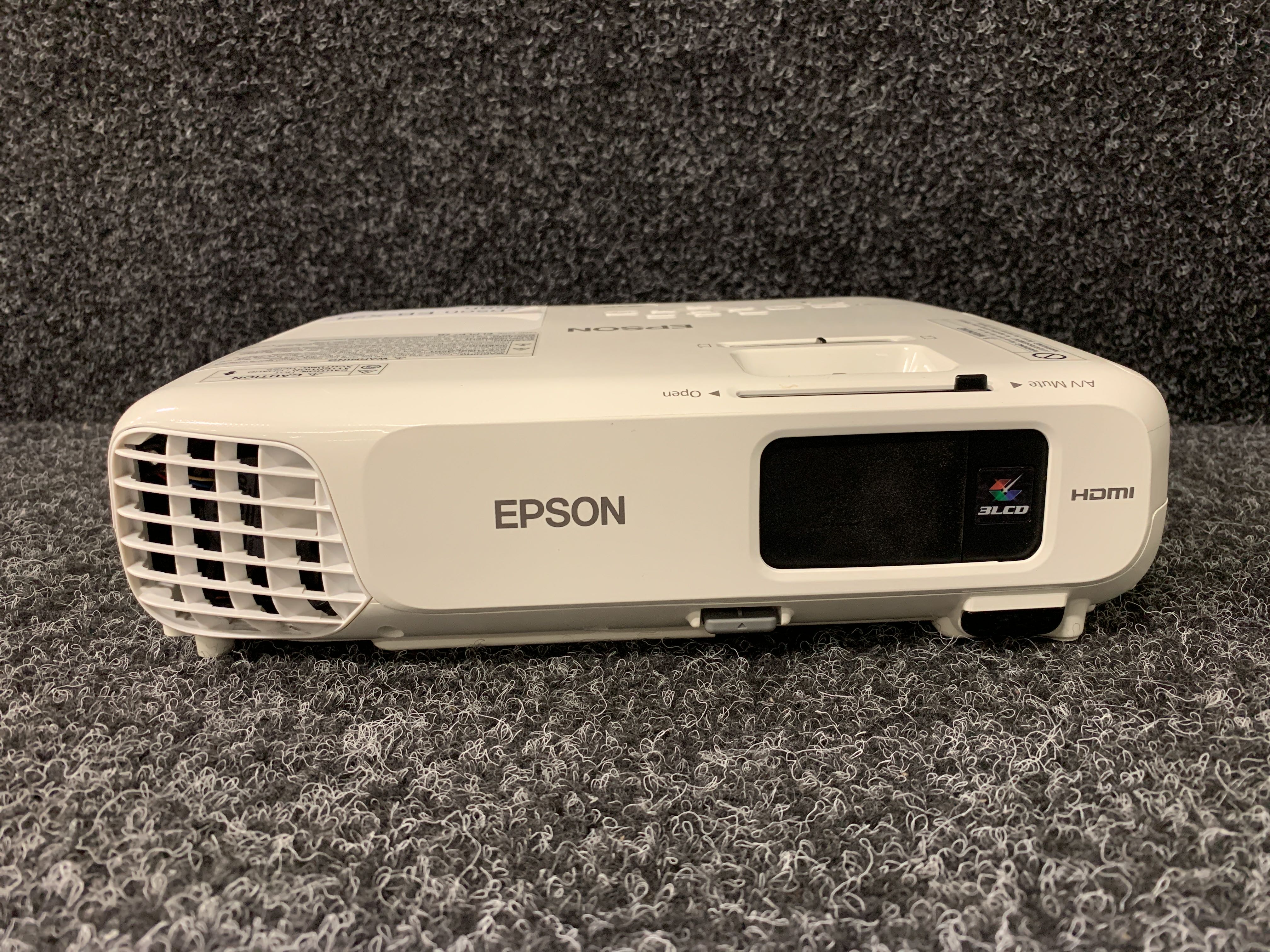 Projector Epson EB-X24 - PS Auction - We value the future