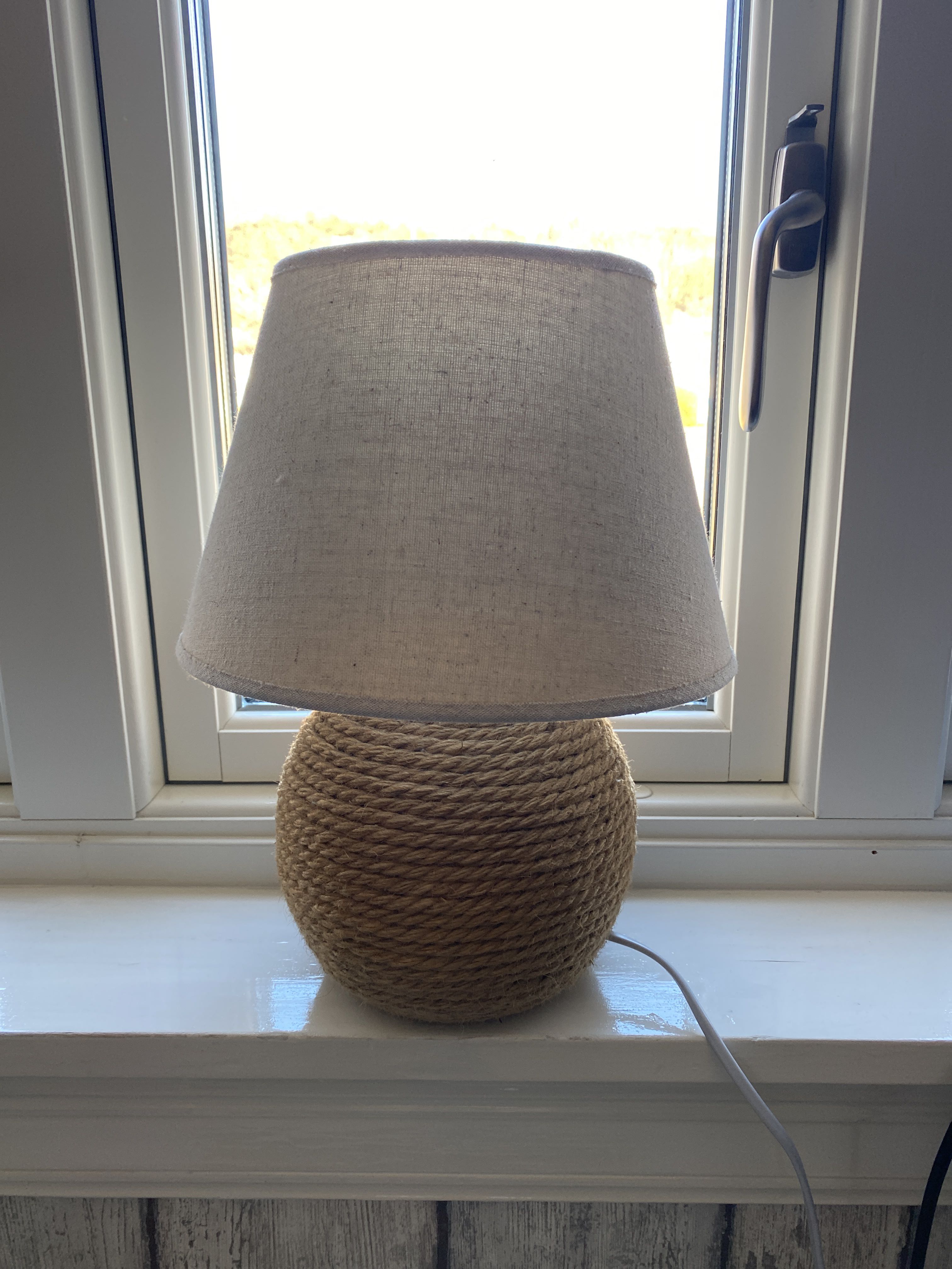 2 beds from Ikea, wallmounted table with chairs. PS Auction We