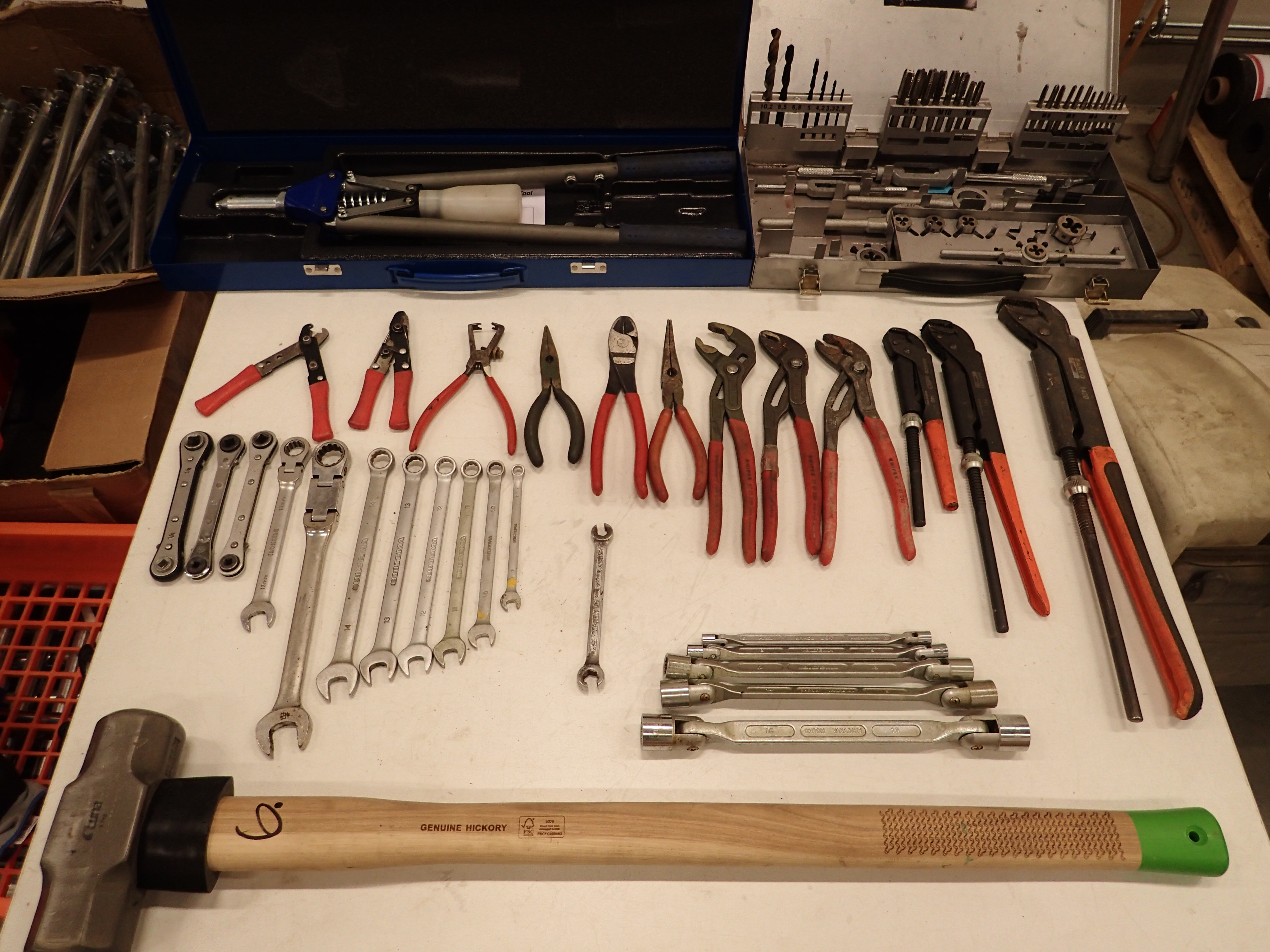 Tool - PS Auction - We value the future - Largest in net auctions