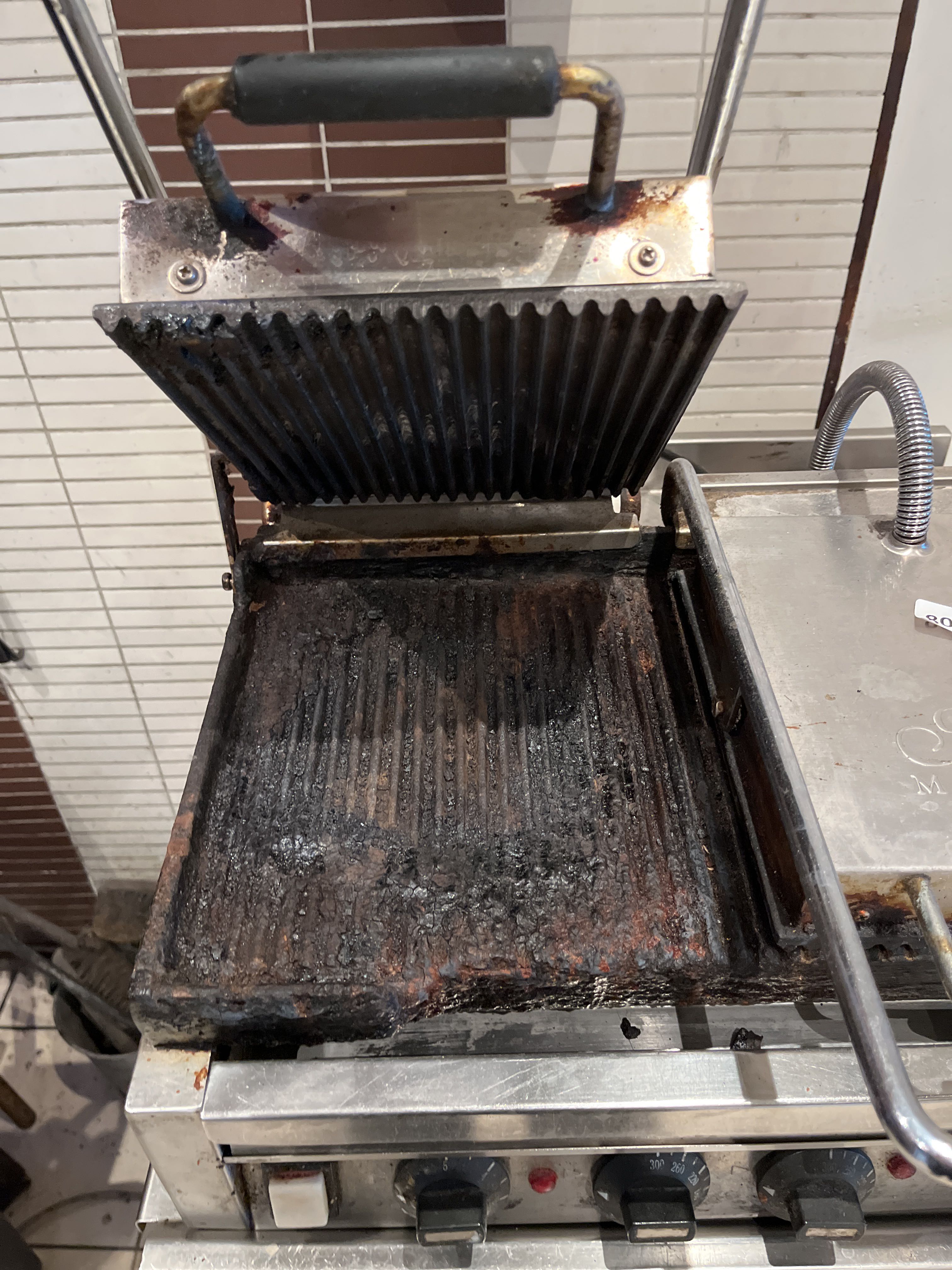 Dubbel salamandergrill Mayfair - Auktioner online - Nätauktioner ...