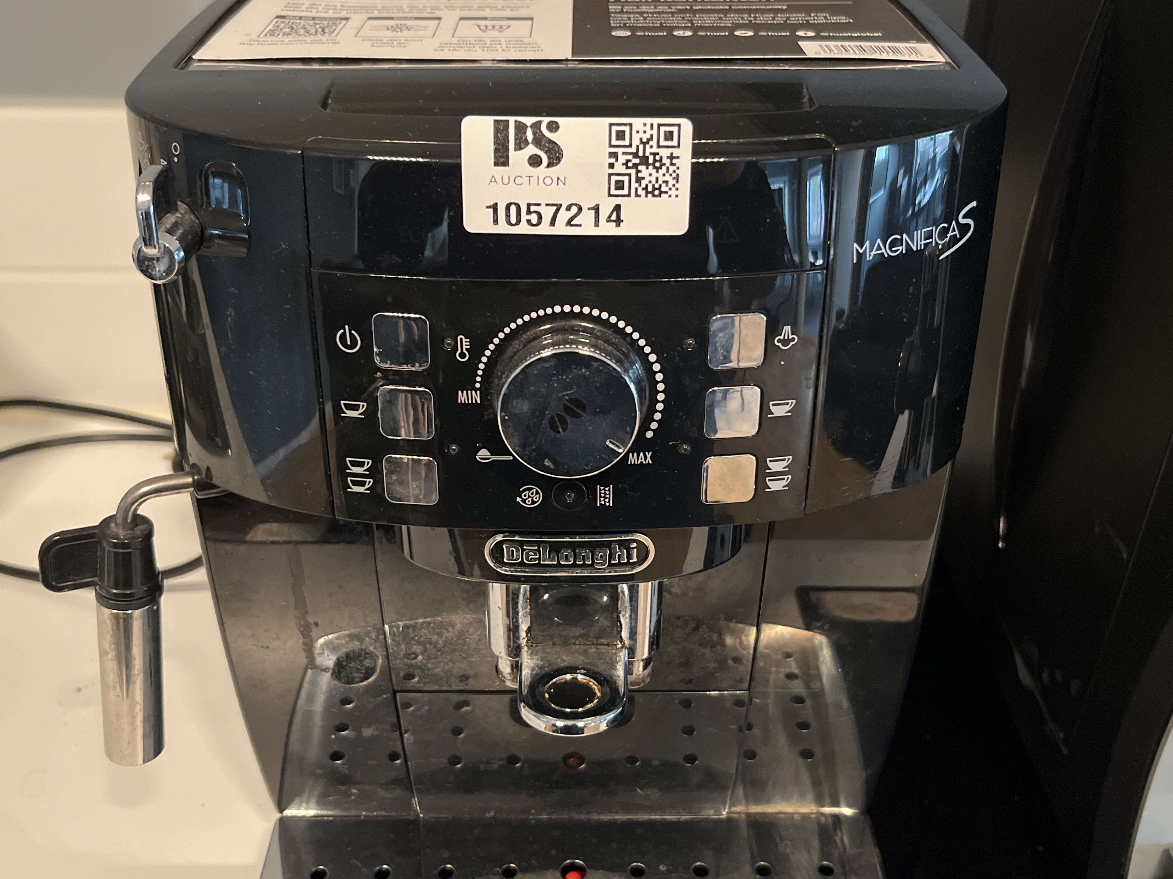 Kaffemaskin, DeLonghi Magnifica S - Auktioner online - Nätauktioner ...