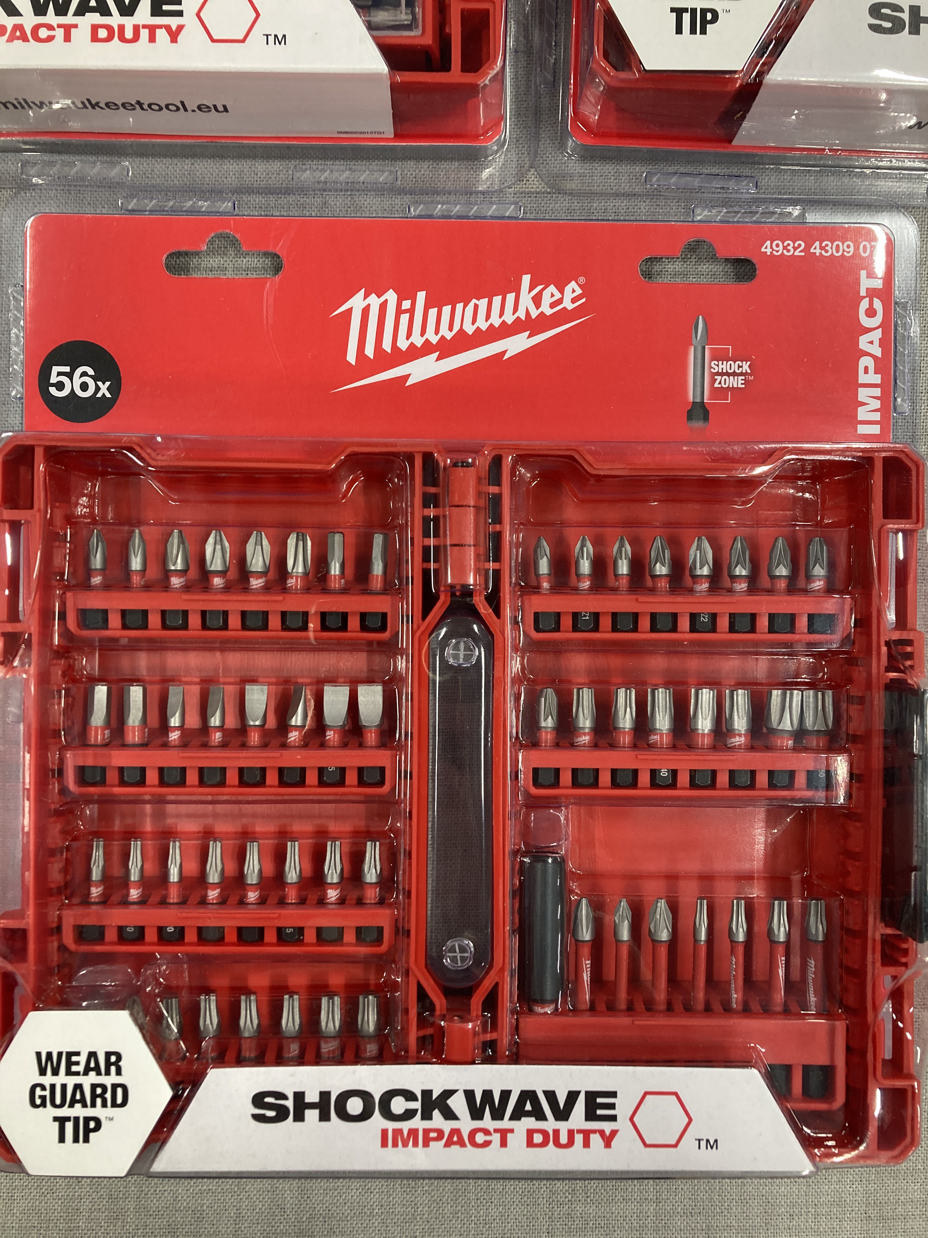 5 bit sets Milwaukee - PS Auction - We value the future - Largest in ...