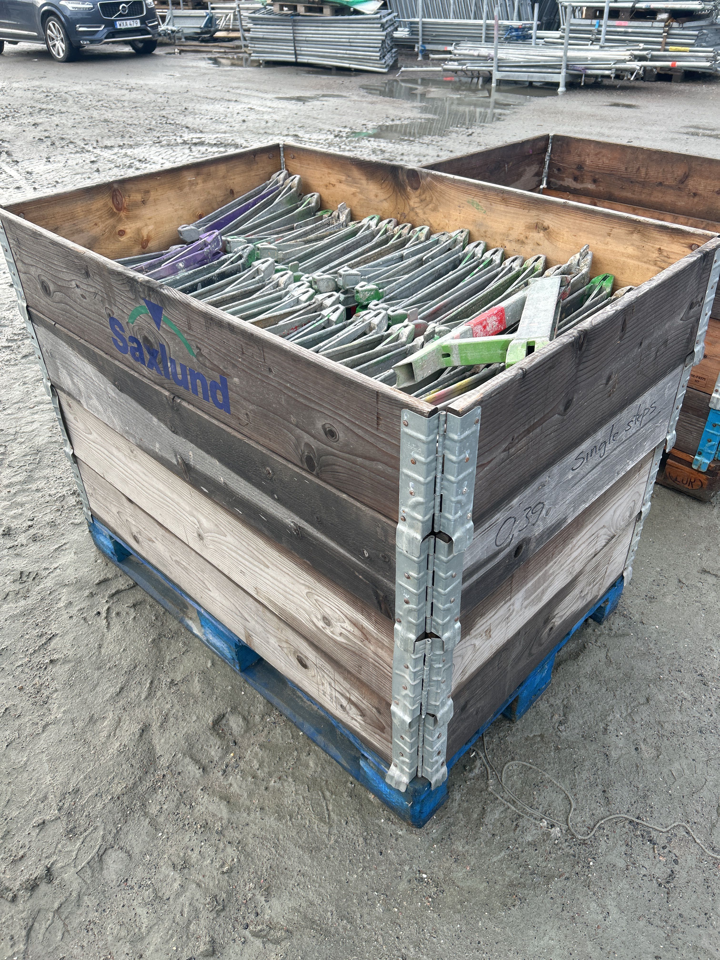 Brackets 177 pcs - 0.39 m - PS Auction - We value the future - Largest ...