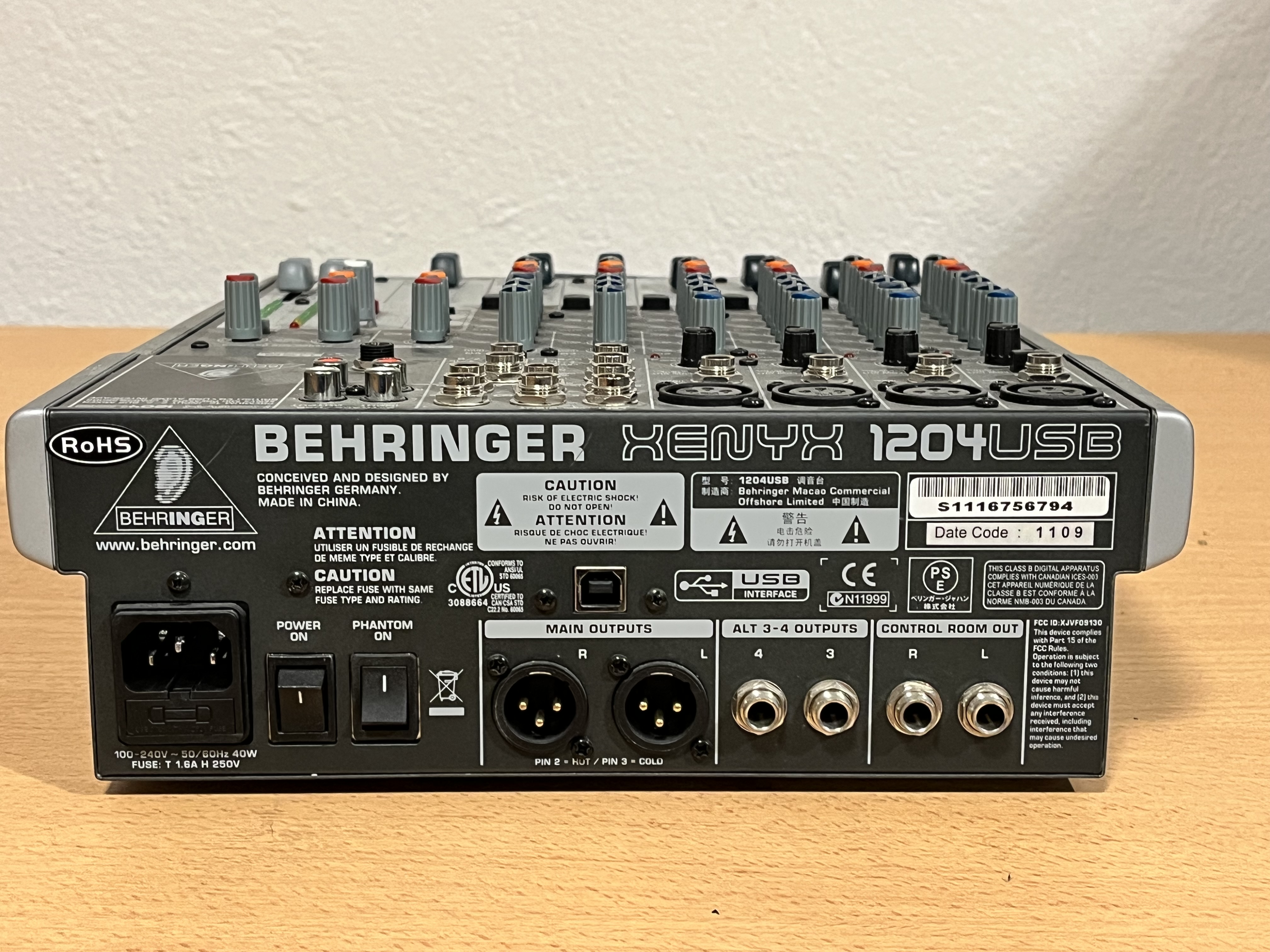 Mixer Behringer Xenyx 1204USB - PS Auction - We value the future