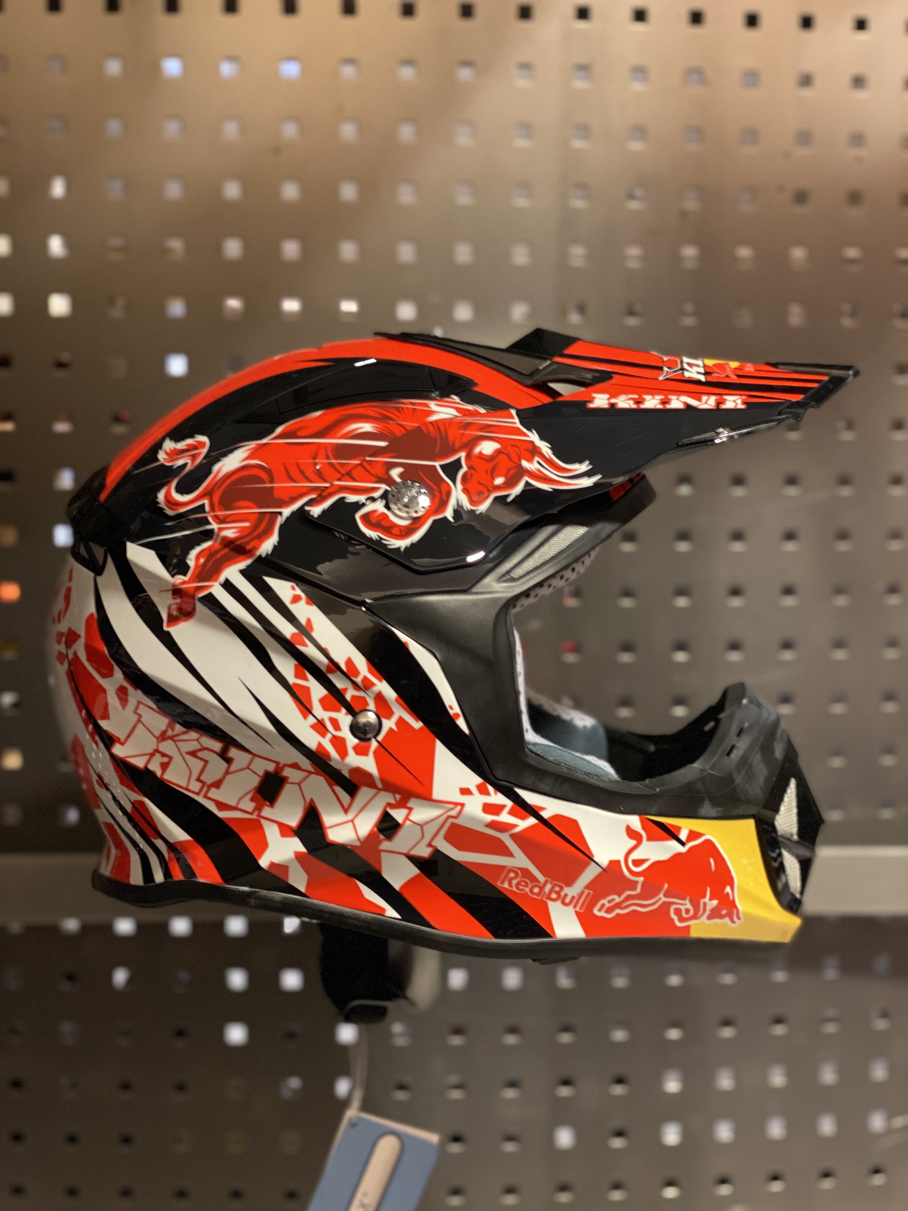 Cross helmet Kini-Red Bull Revolution - Size: XL (60) - PS