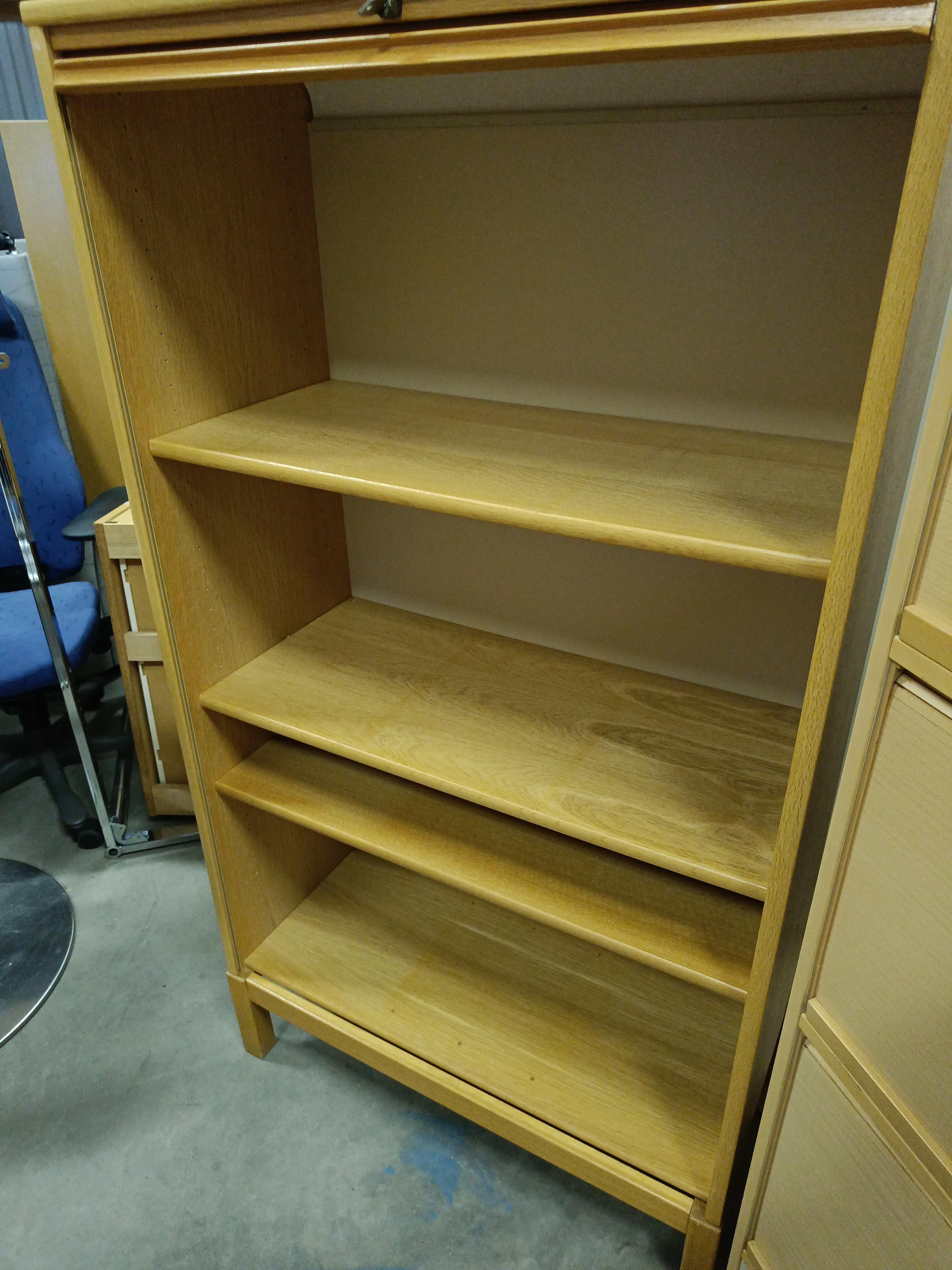 Office furniture PS Auction We value the future Largest in net