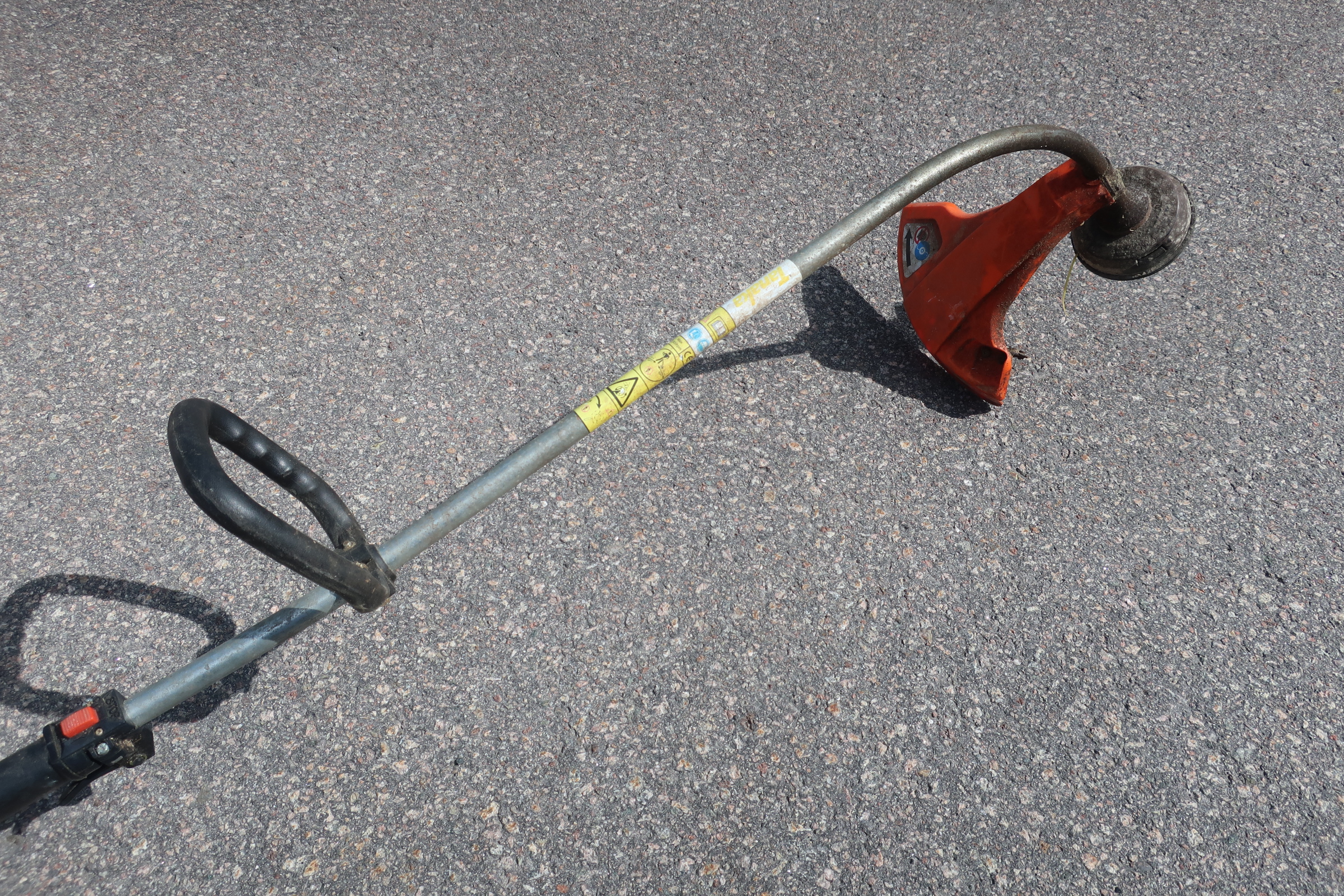 Trimmer, gasoline, Tanaka TBC-2251 - PS Auction - We value the