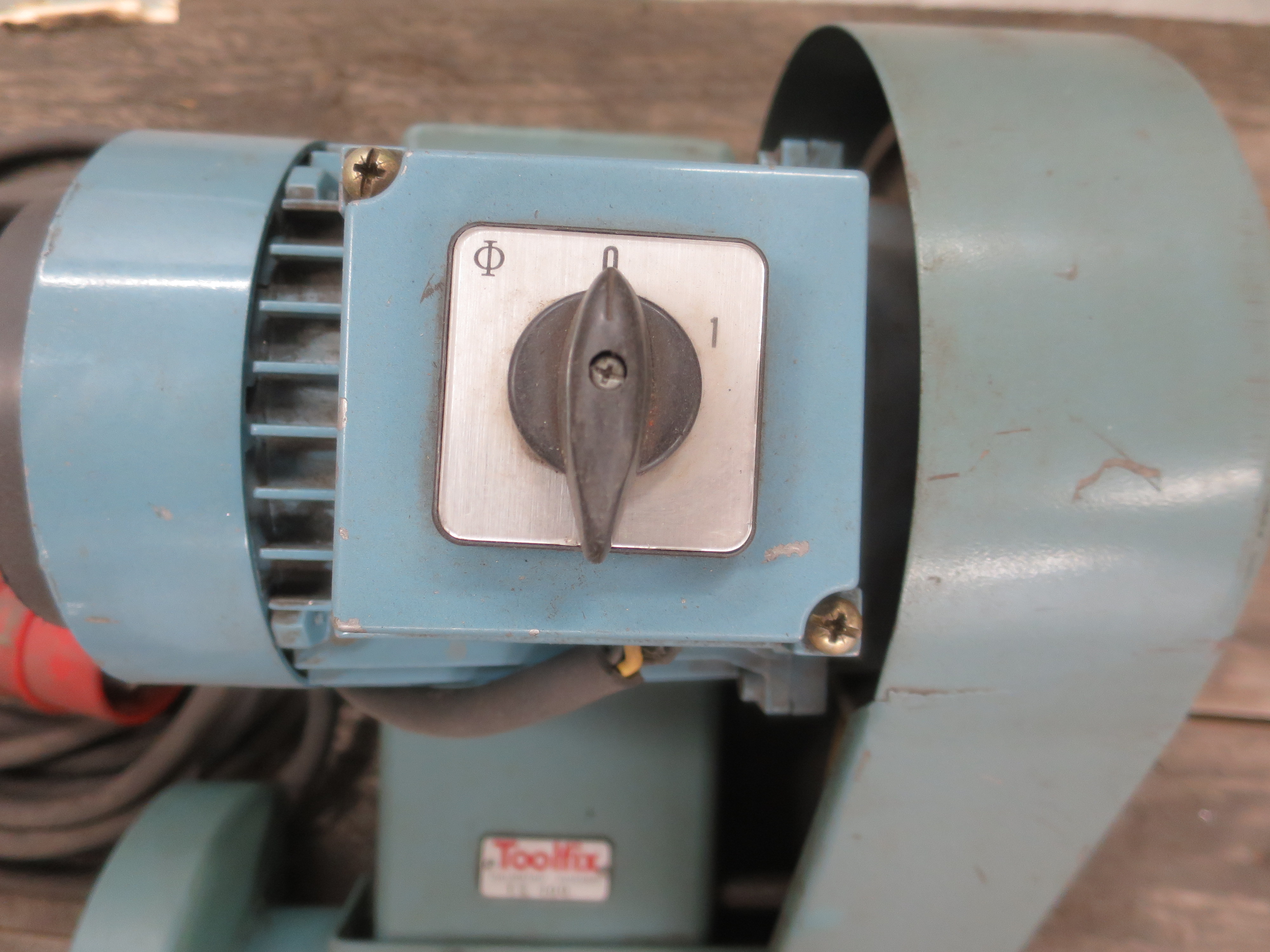 Toolfix Grinding machine for turning 5.5 kw - PS Auction - We