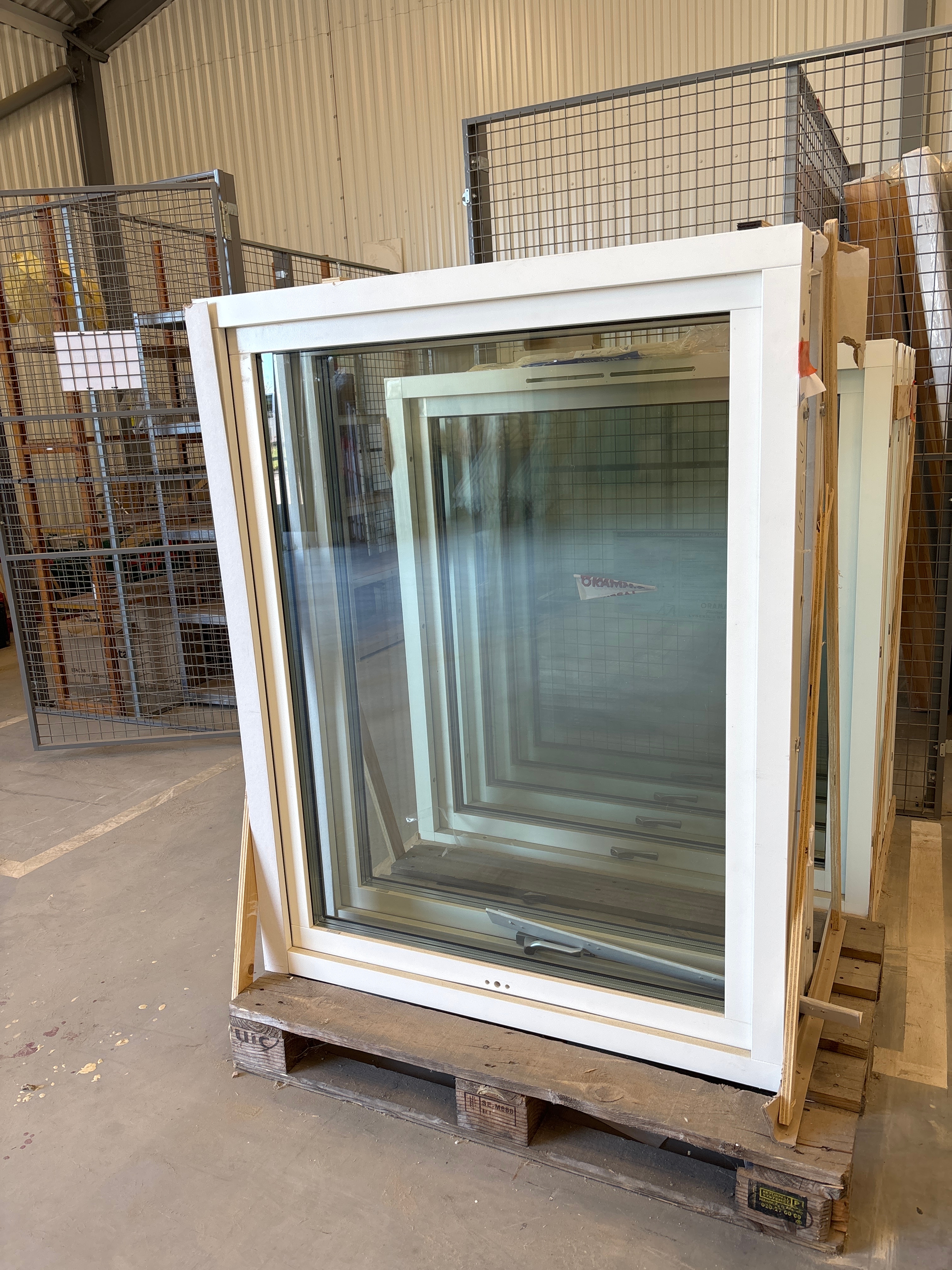 6 windows - PS Auction - We value the future - Largest in net auctions