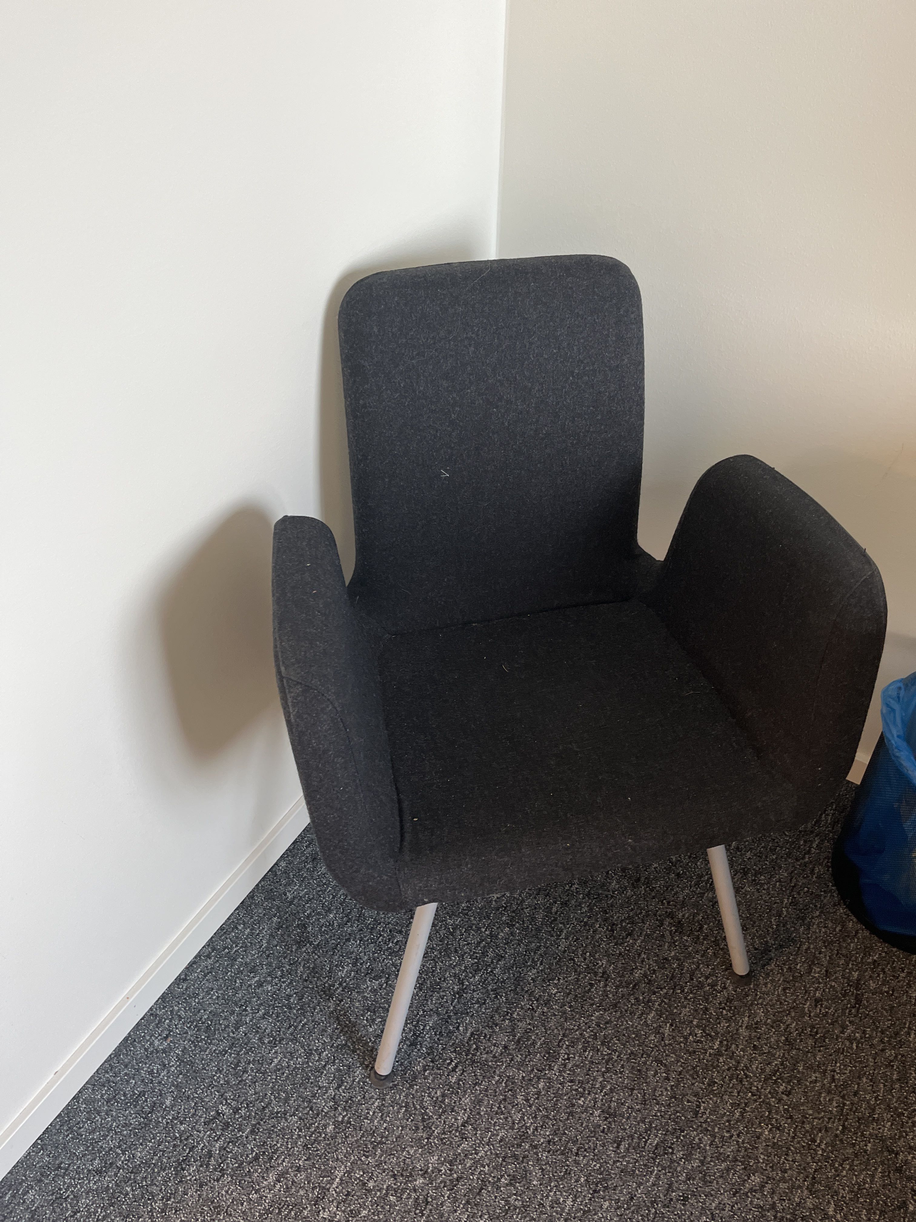 Office furniture PS Auction We value the future Largest in net