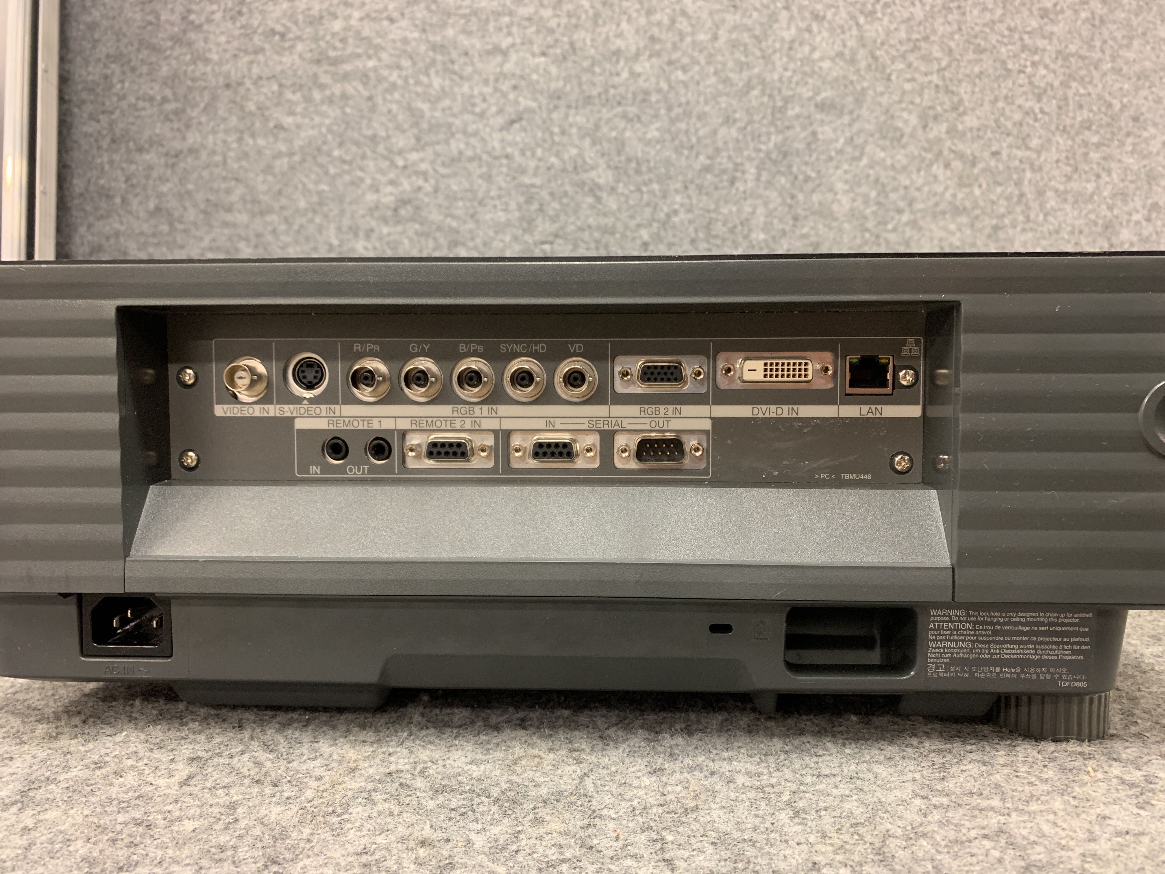 Panasonic PT5100 Wide 5500 Ansi Lumen - PS Auction - We value the