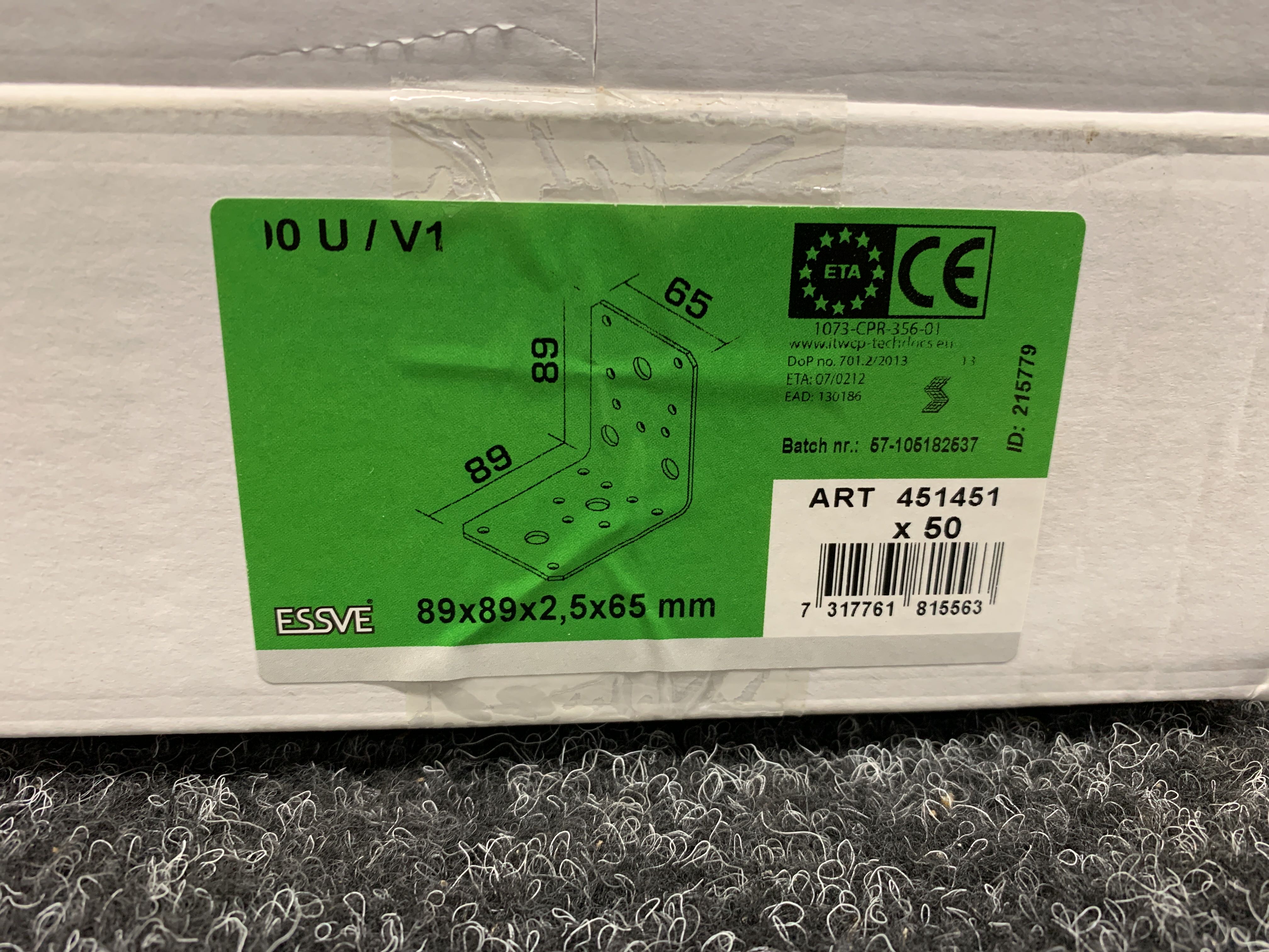 50 pcs Angle fitting Essve 89x89x2.5x65 mm - PS Auction - We value the ...