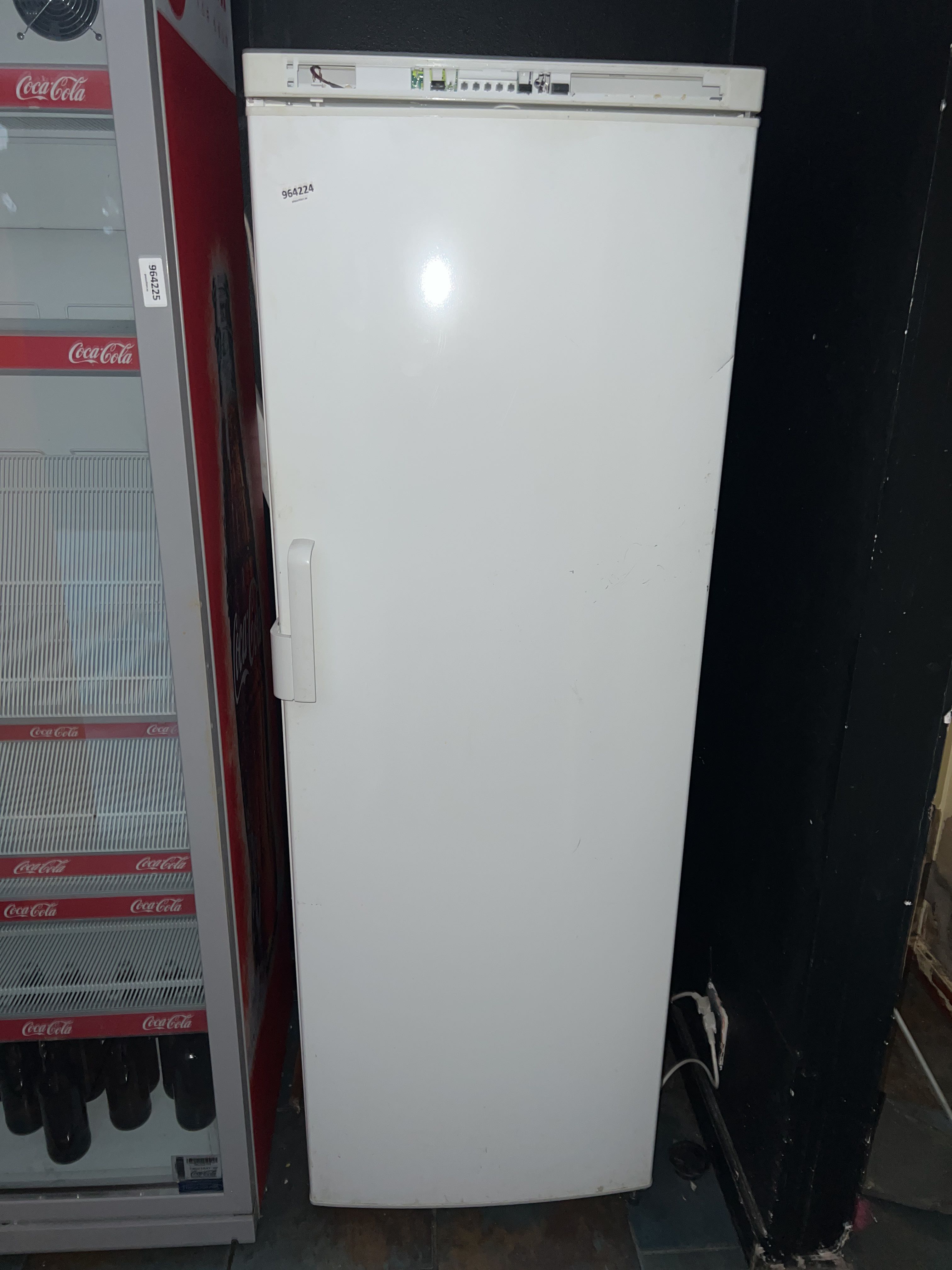Refrigerator PS Auction We value the future Largest in net auctions