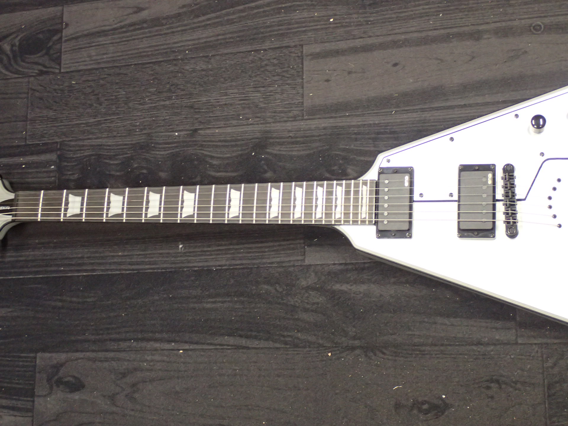 Electric Guitar Schecter V-1 Platinum Satin Silver - PS Auction
