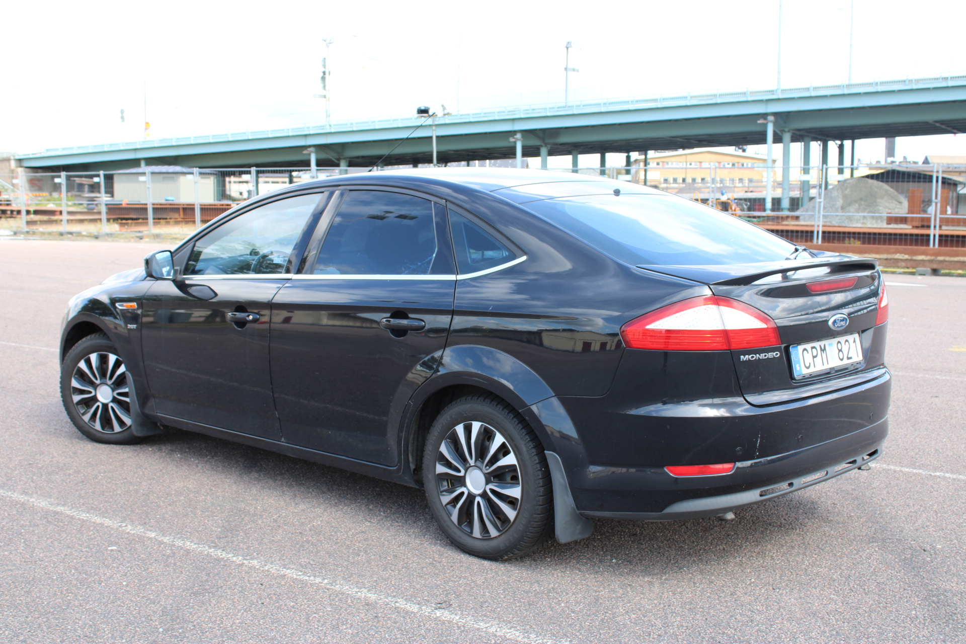 ford mondeo däckstorlek