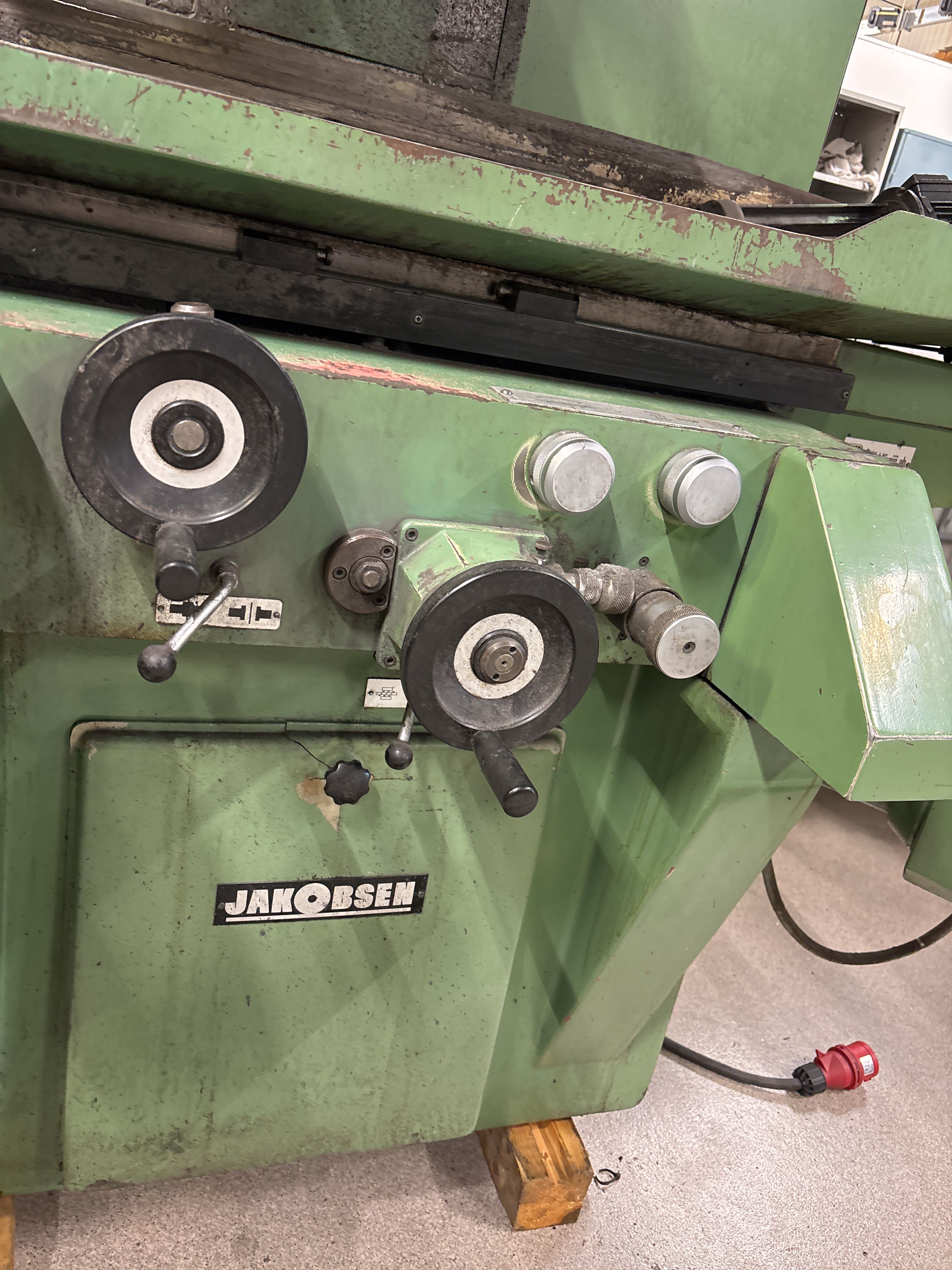 Surface grinding machine Jakobsen SJ 1026 -1987 - PS Auction