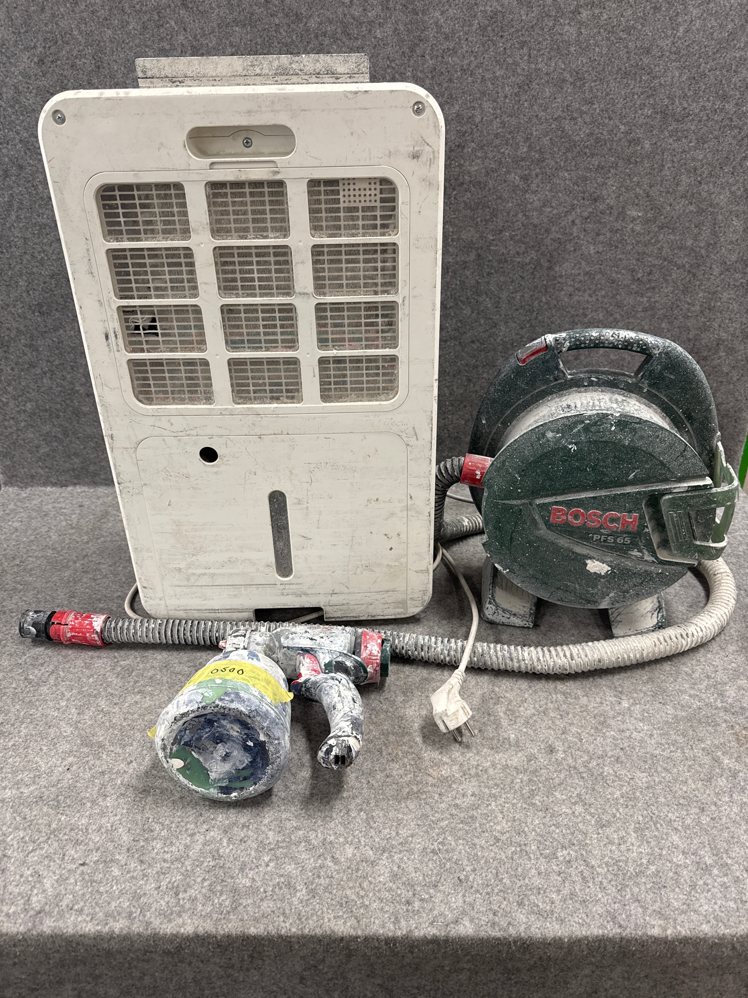 Dehumidifier Woodfix, paint sprayer Bosch - PS Auction - We value the ...