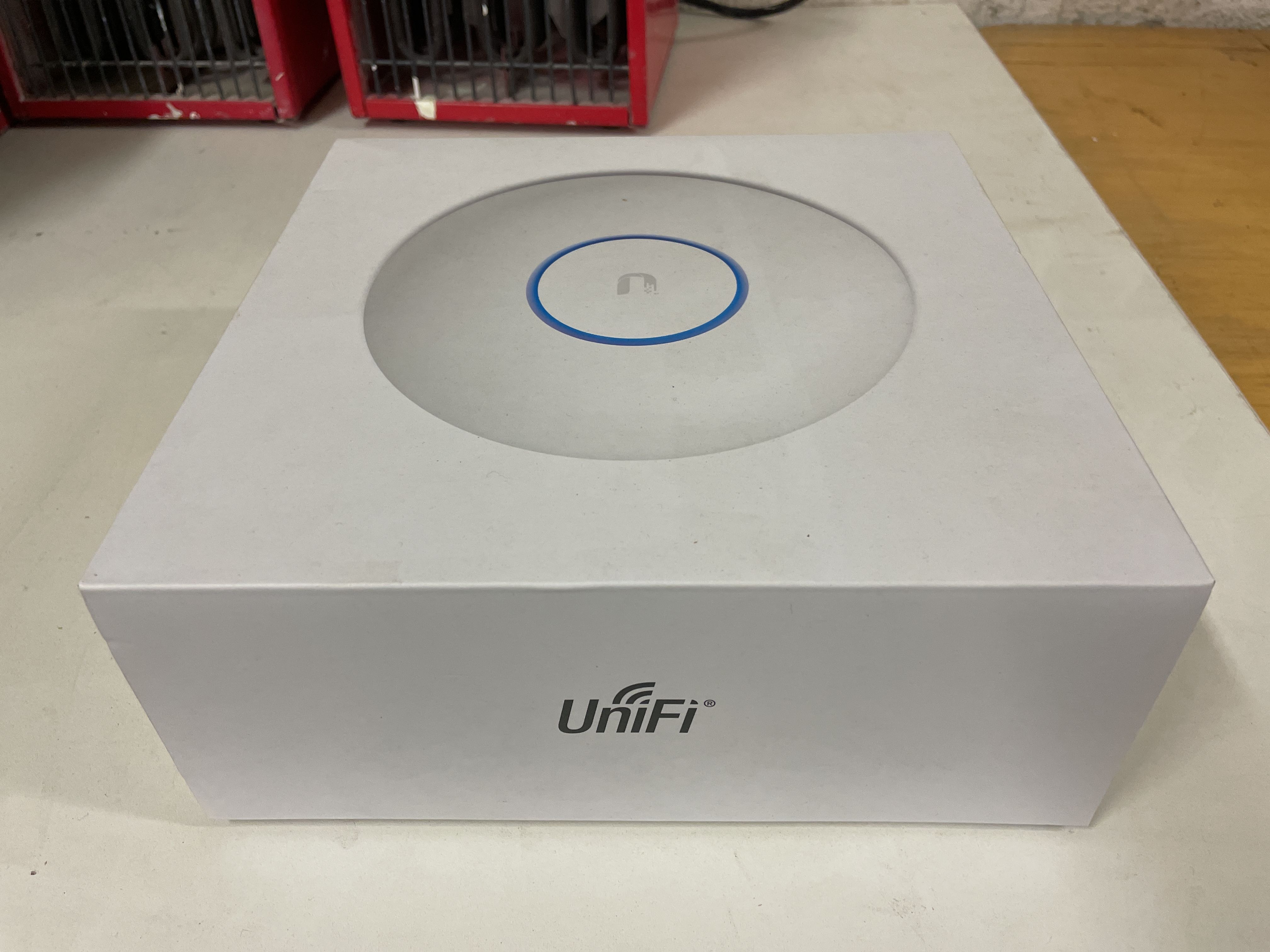 Wifi puck UniFi AC PRO Units Ledande på konkursauktioner
