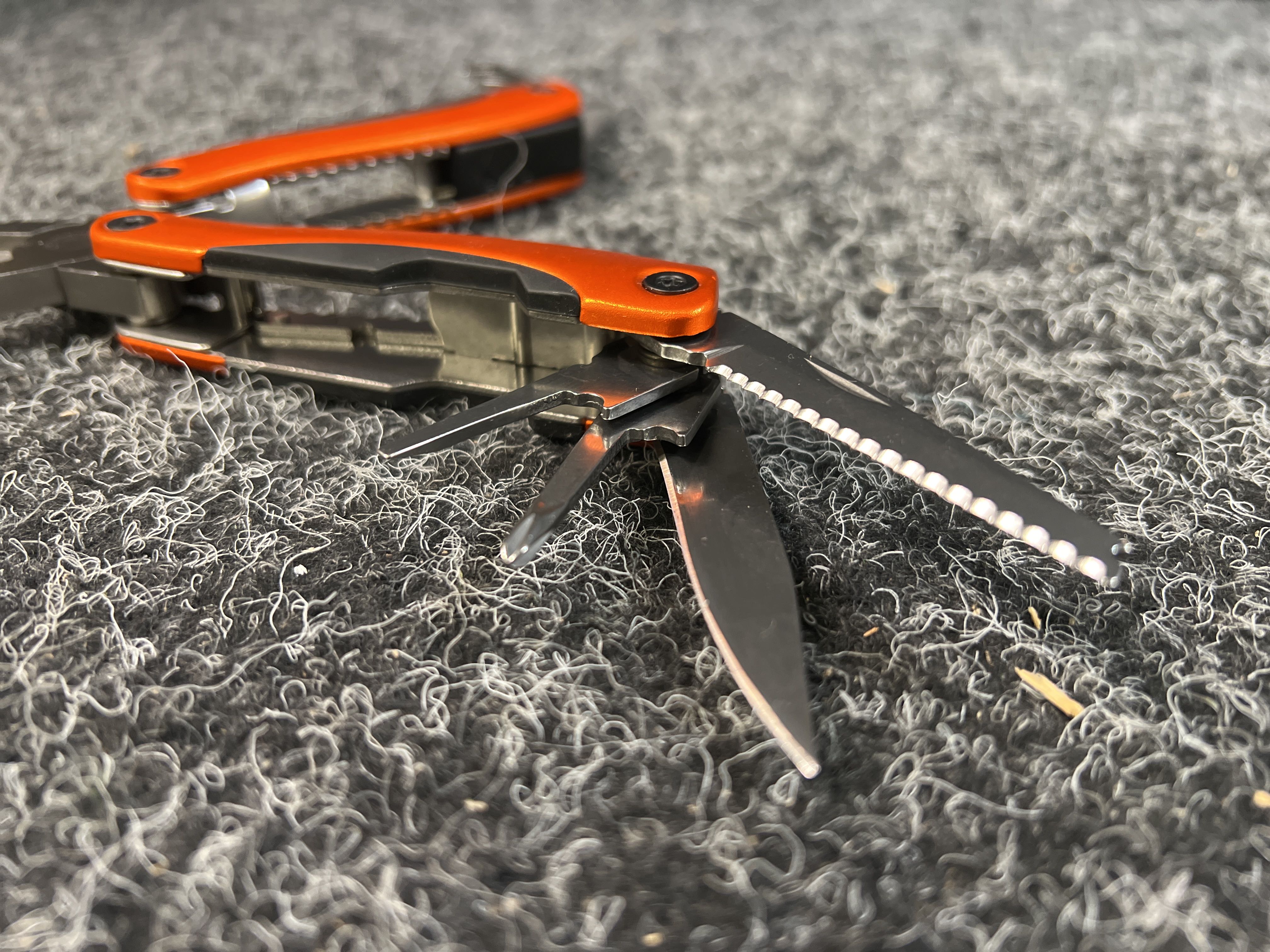 60 pcs Multi-tool - PS Auction - We value the future - Largest in net ...