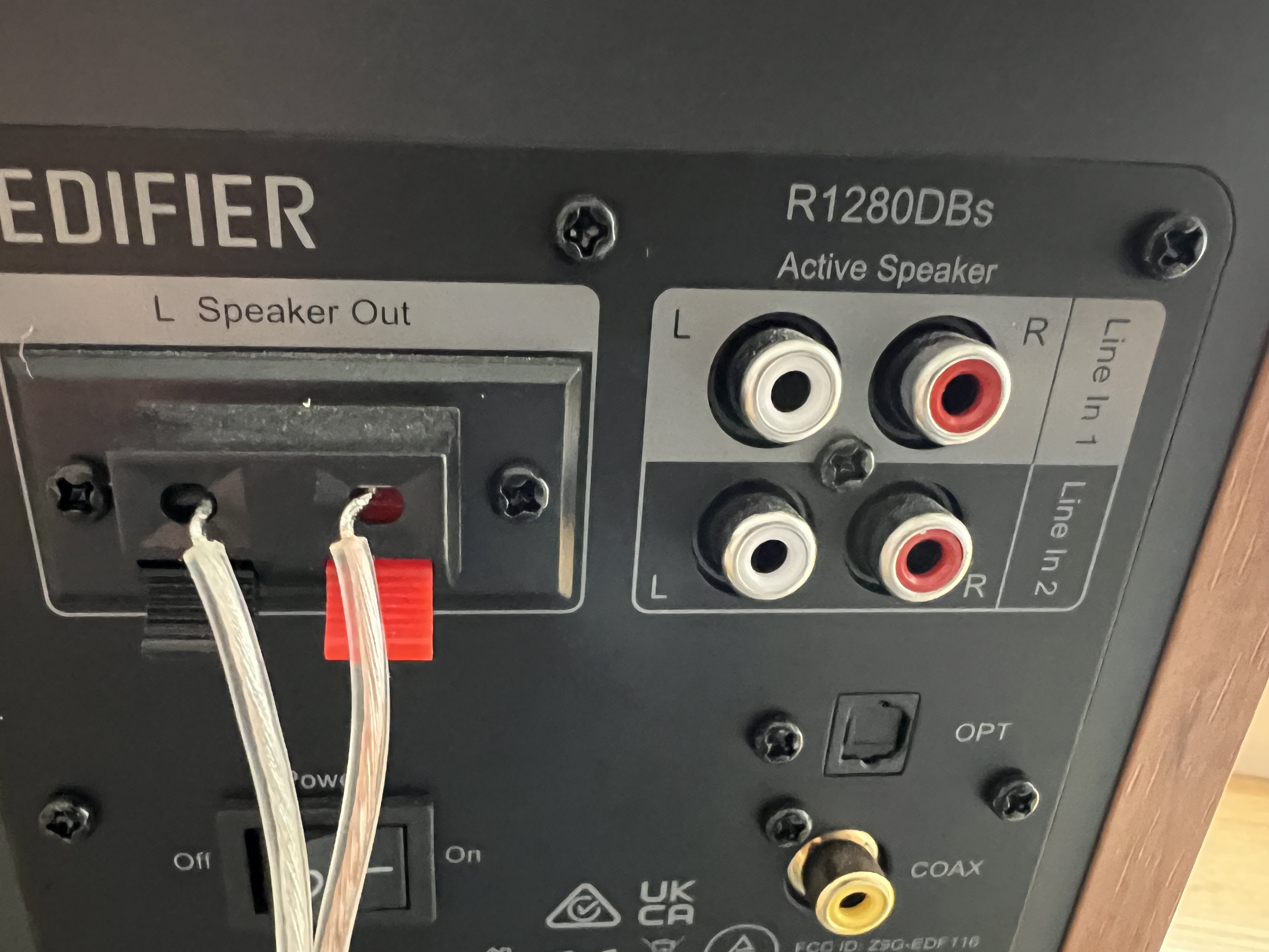 Speakers 2 pcs with remote control - Edifier R1280DBs - PS